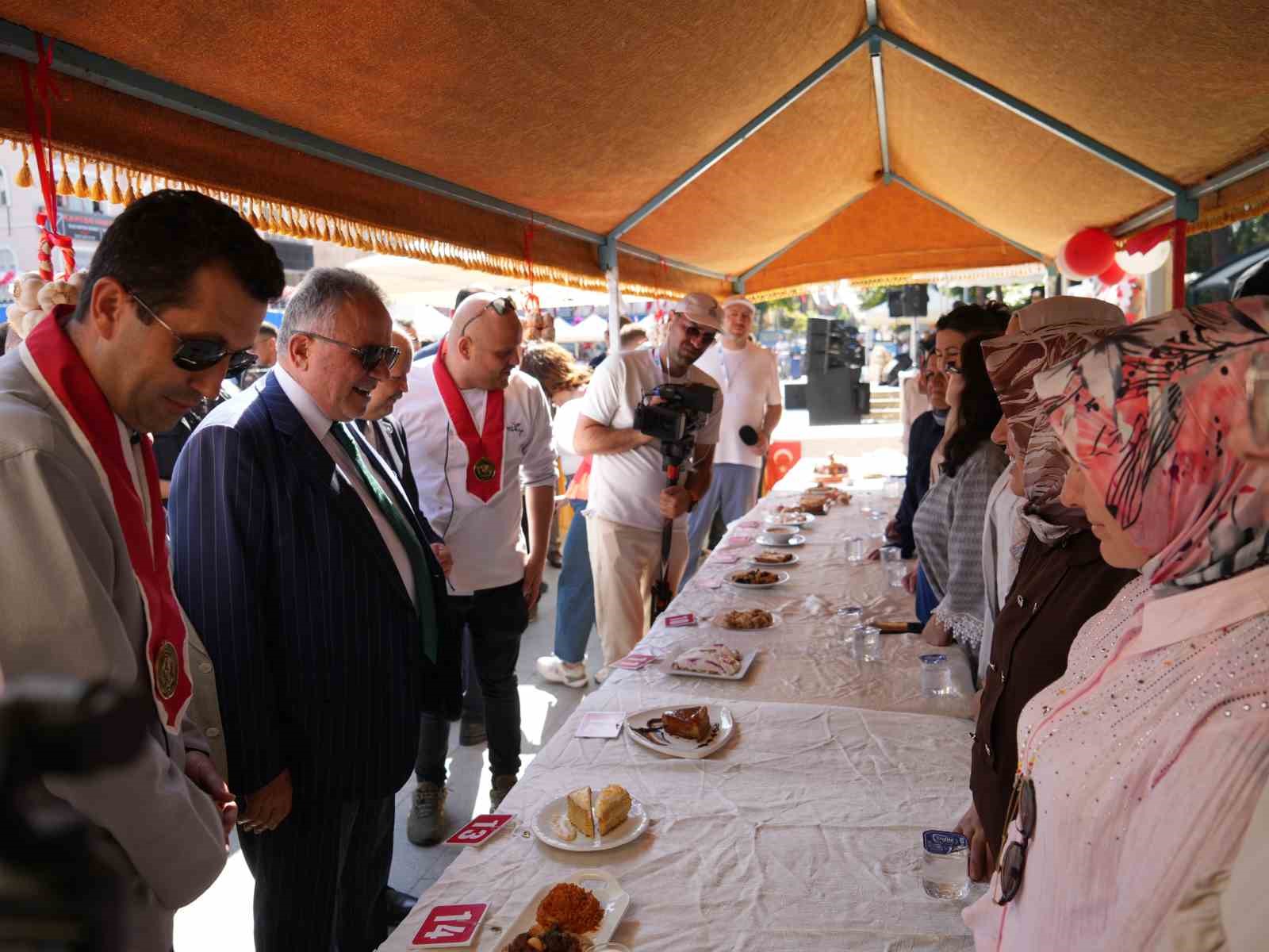 "36. Uluslararası Taşköprü Kültür ve Sarımsak Festivali" başladı