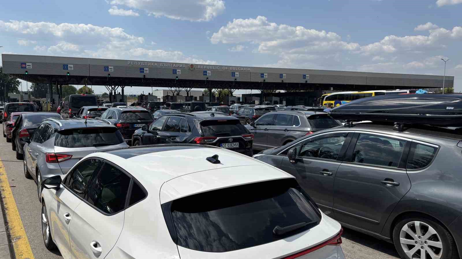 Gurbetçilerin hüzünlü dönüş yolculuğu başladı