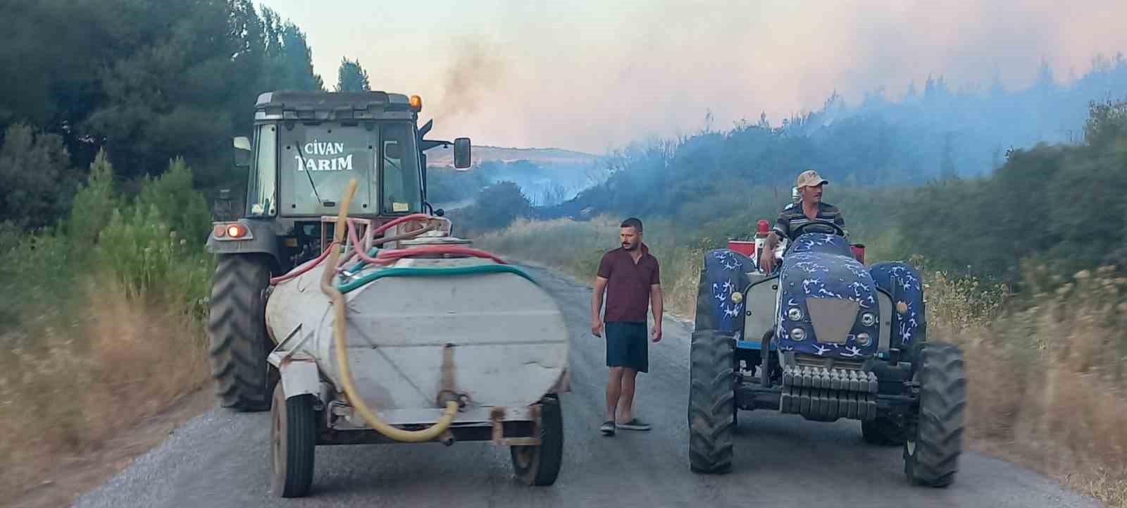 Ezine’deki orman yangınına müdahale sürüyor