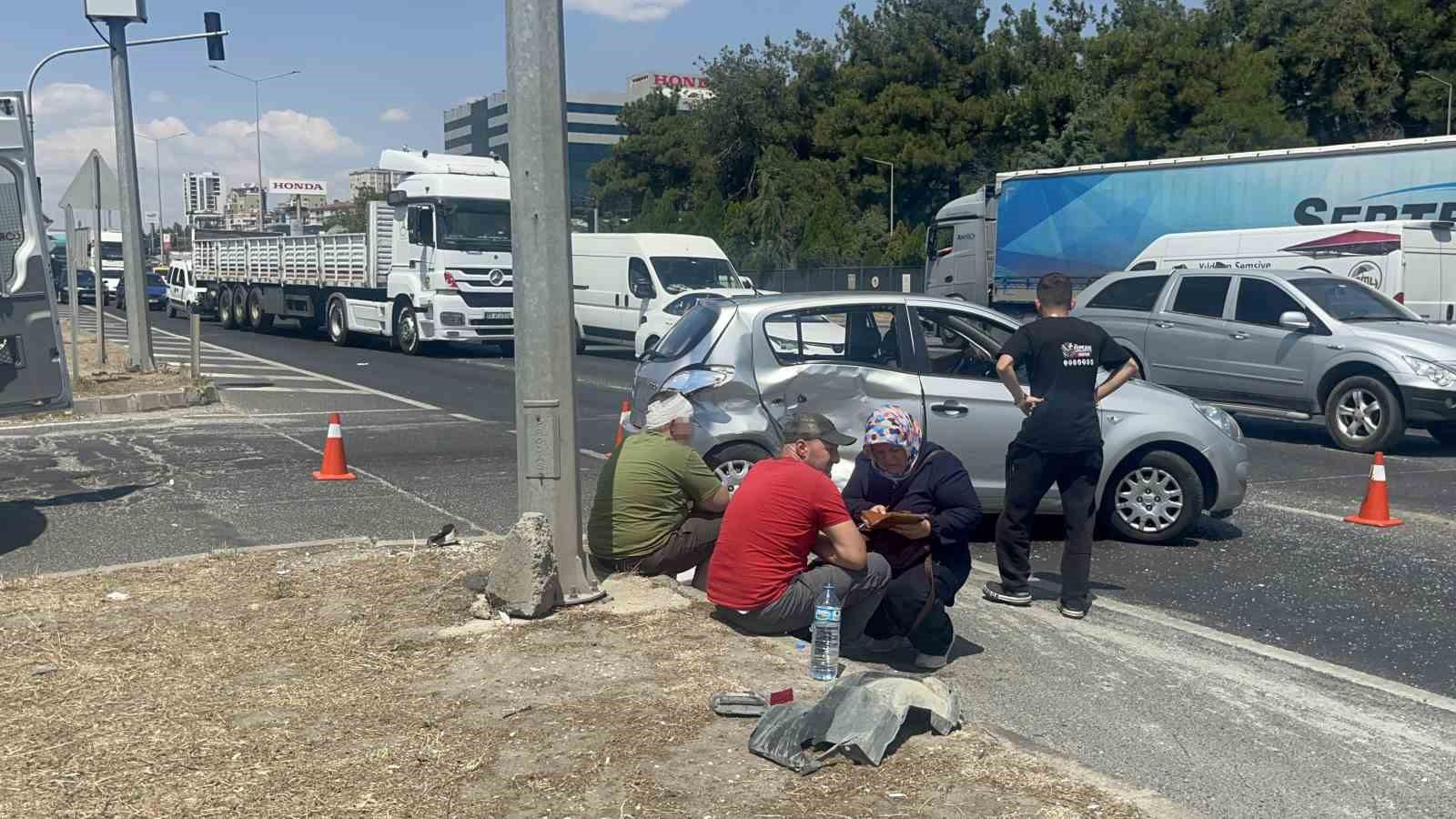 Tekirdağ’da hatalı dönüş kazaya neden oldu: 4 yaralı
