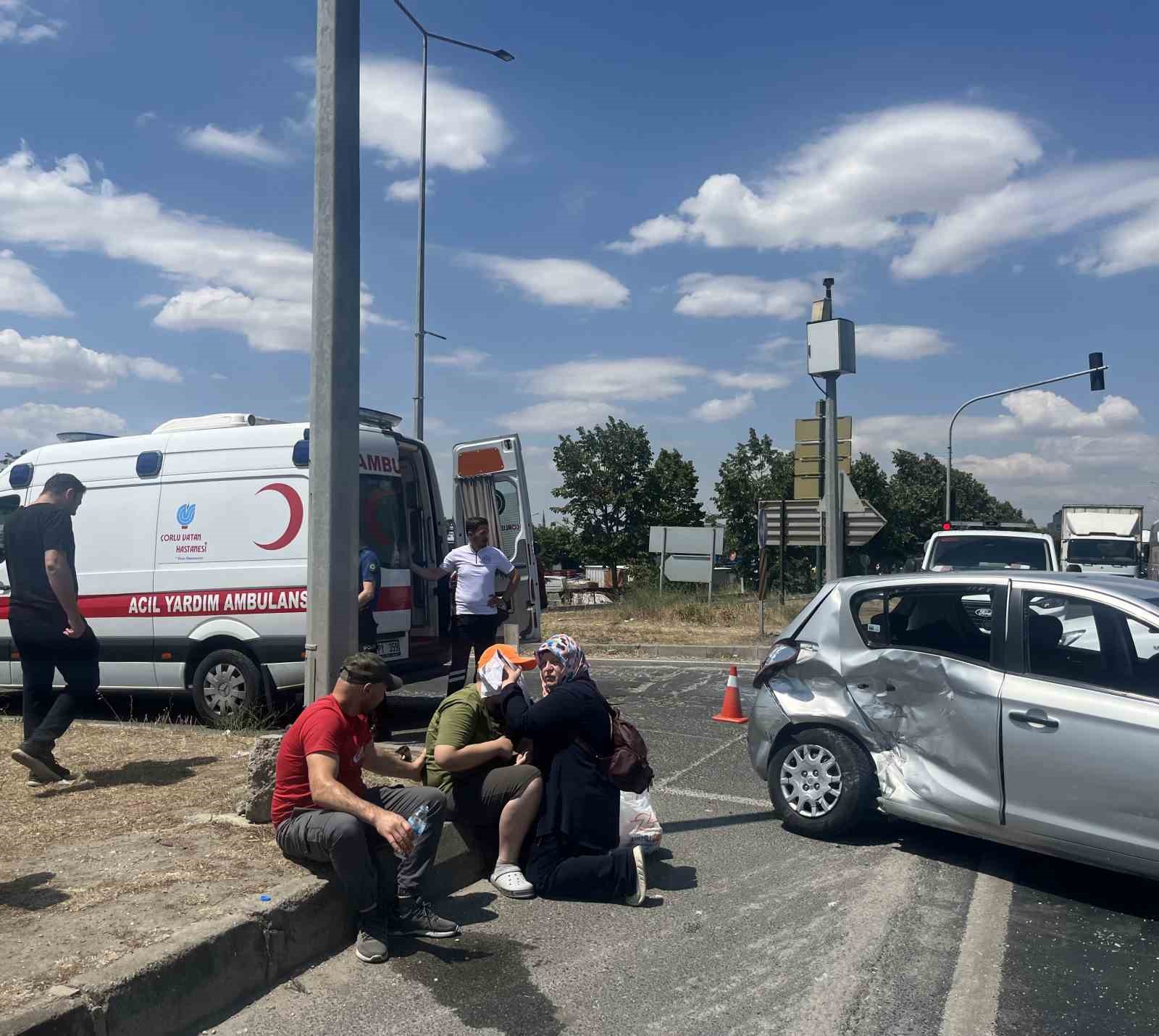 Tekirdağ’da hatalı dönüş kazaya neden oldu: 4 yaralı