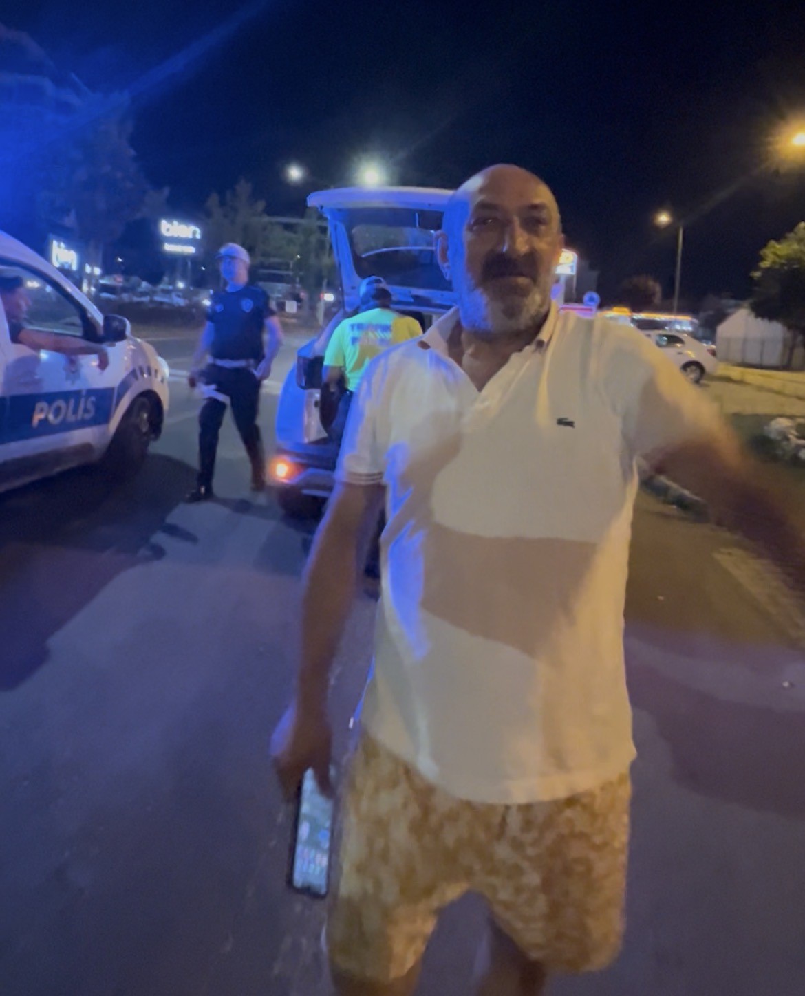 Ehliyetsiz ve alkollü yakalandı, rahat tavırları şaşırttı