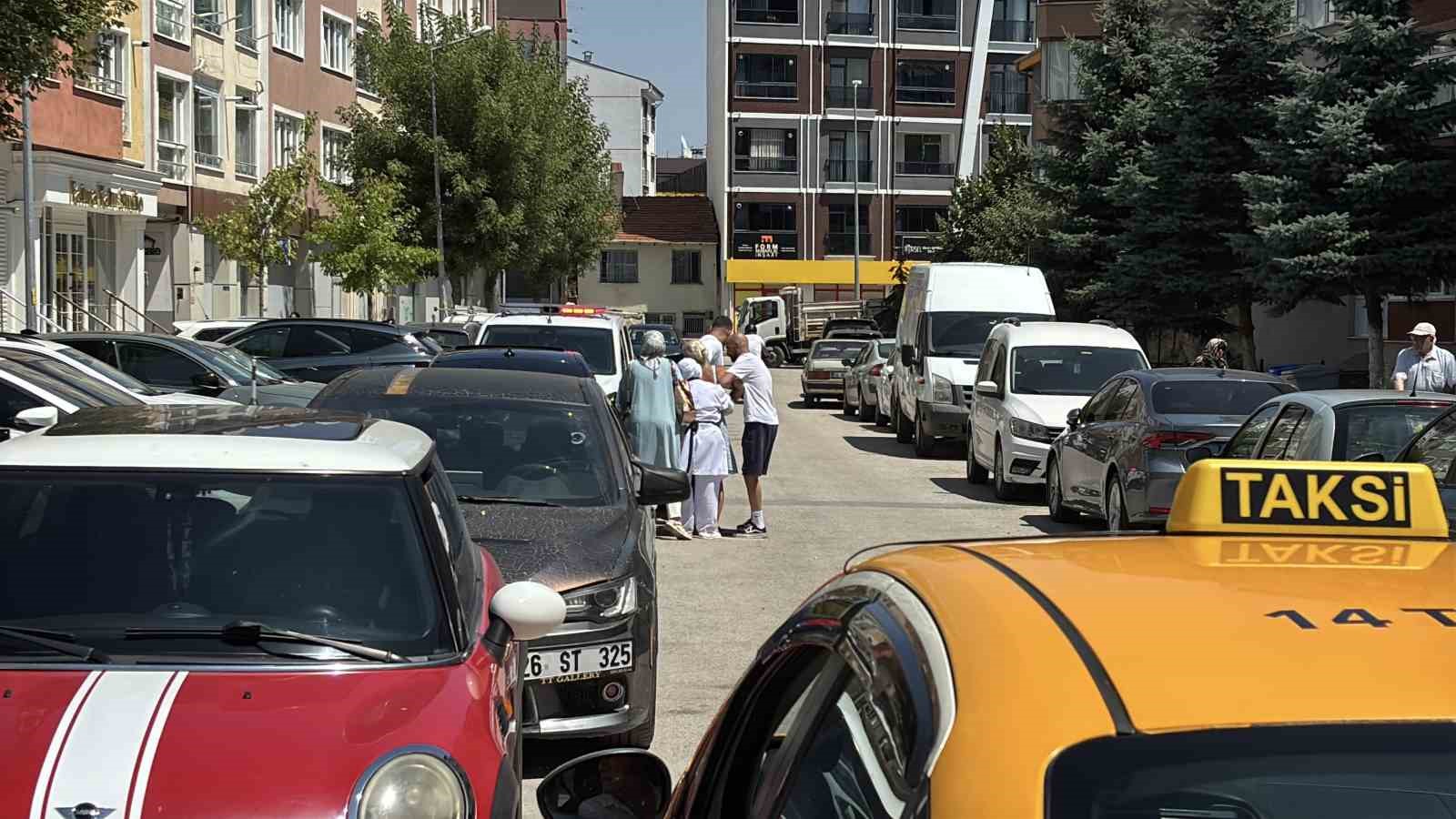 Bolu’da hamur makinesine kaptırdığı eli bileğinden koptu: İşçiler fenalık geçirdi