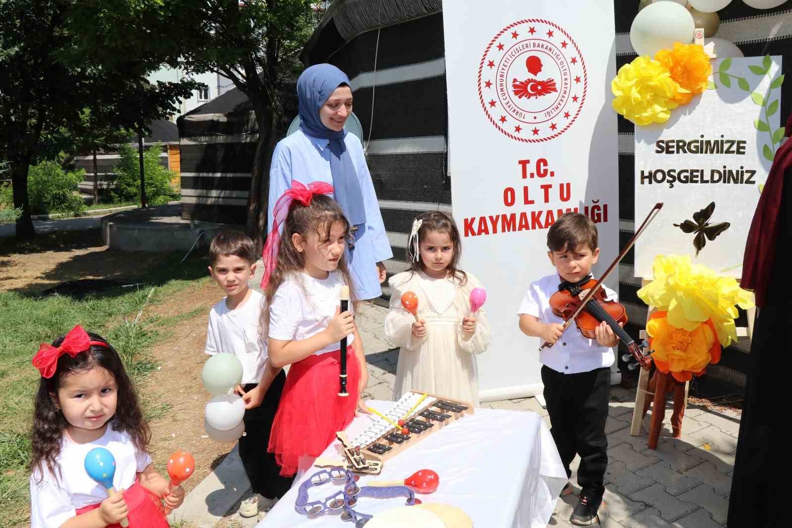 Yıl sonu emekleri görücüye çıktı