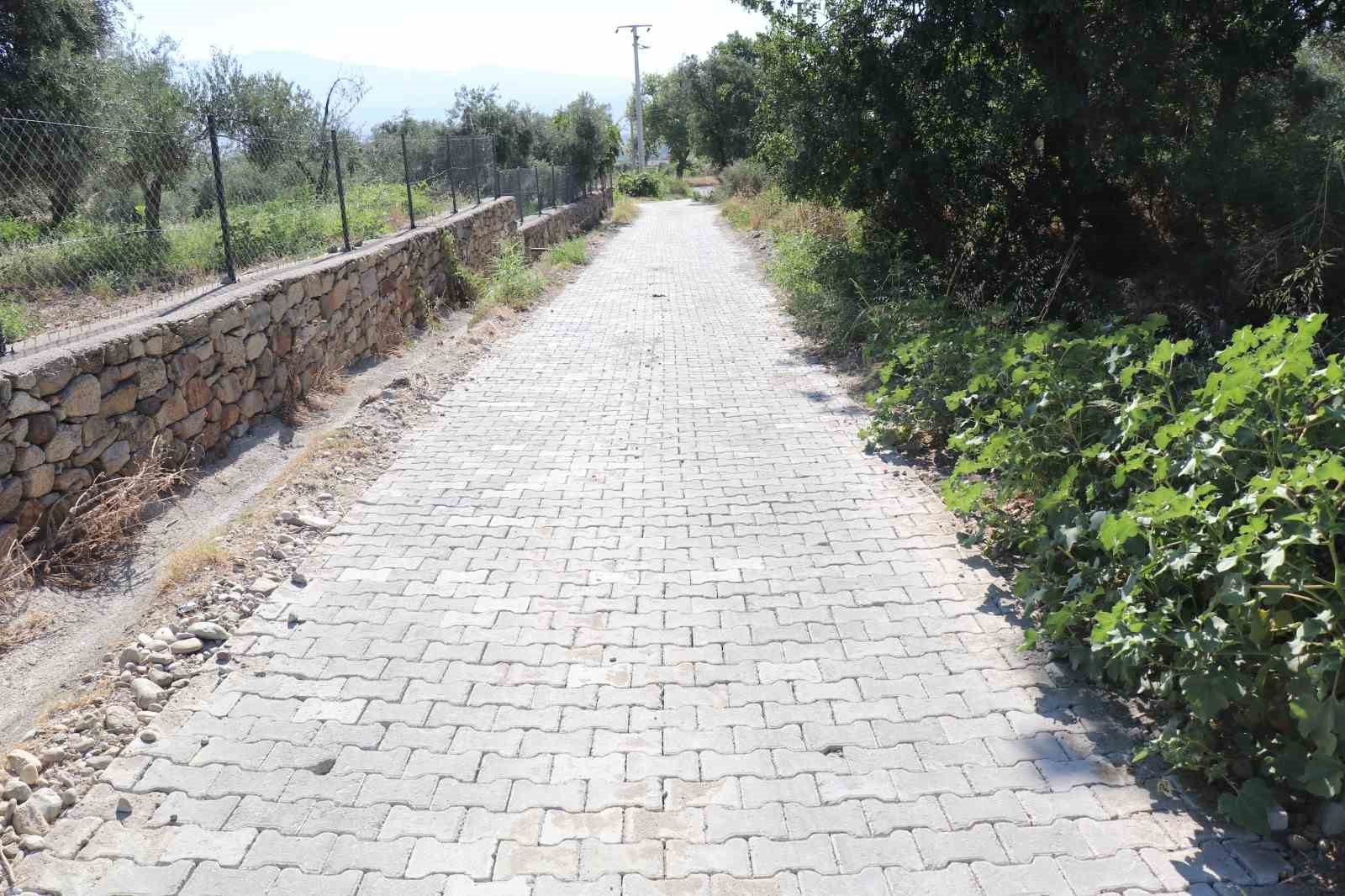 Bozdoğan Belediyesi Eymir Mahallesi’nde parke taşı döşeme çalışması tamamlandı