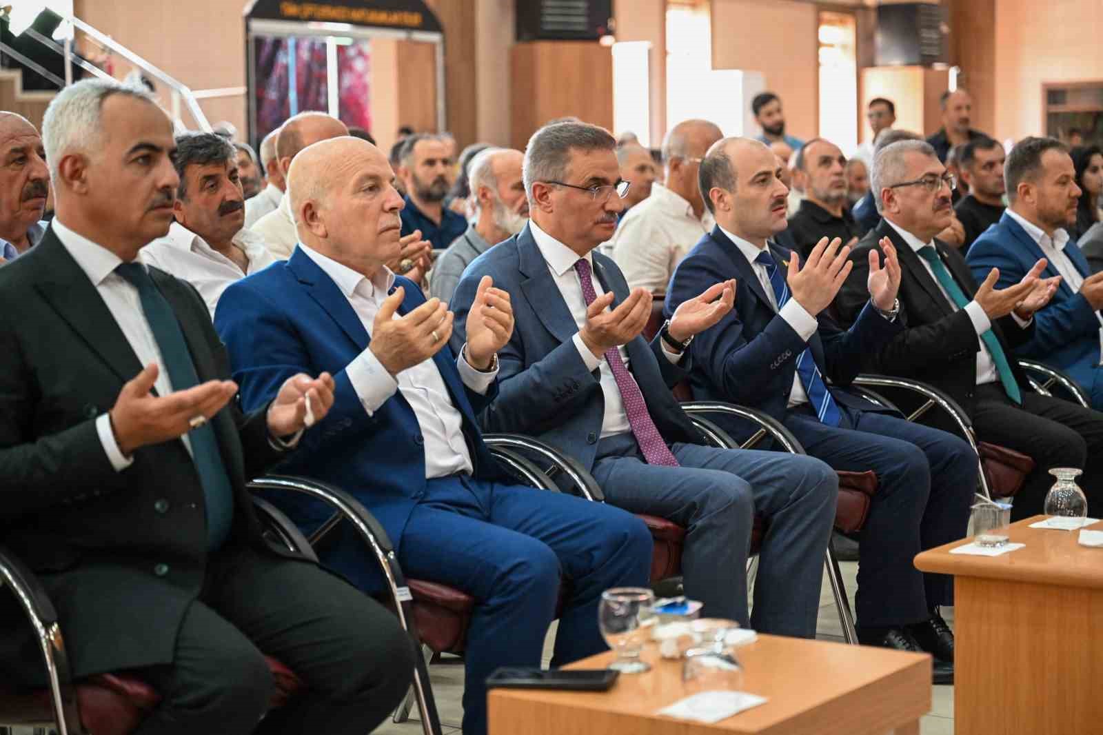 Oltu’da 54 hafız için icazet merasimi düzenlendi