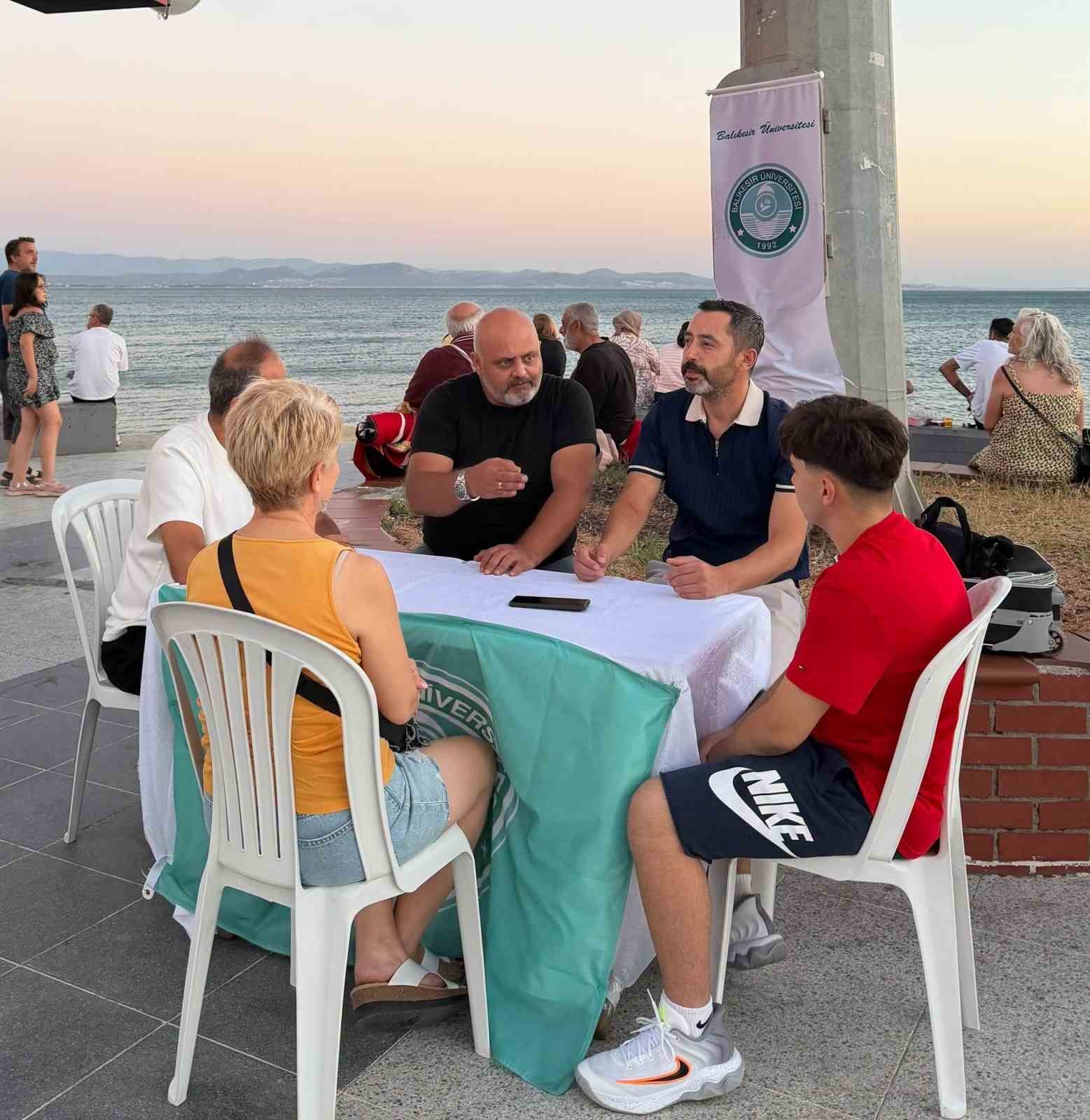 Üniversite adaylarına tercih sürecinde rehberlik desteği