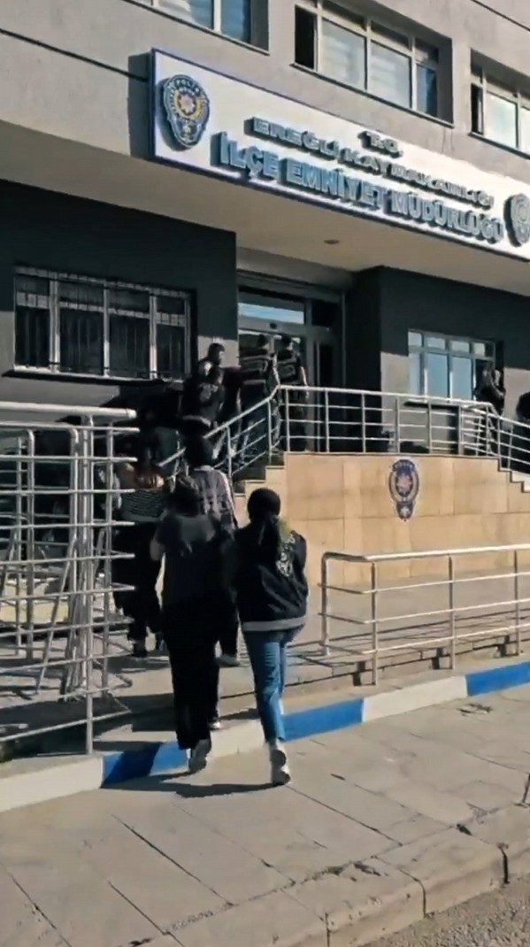 Konya’da fuhuş operasyonu: 3 gözaltı