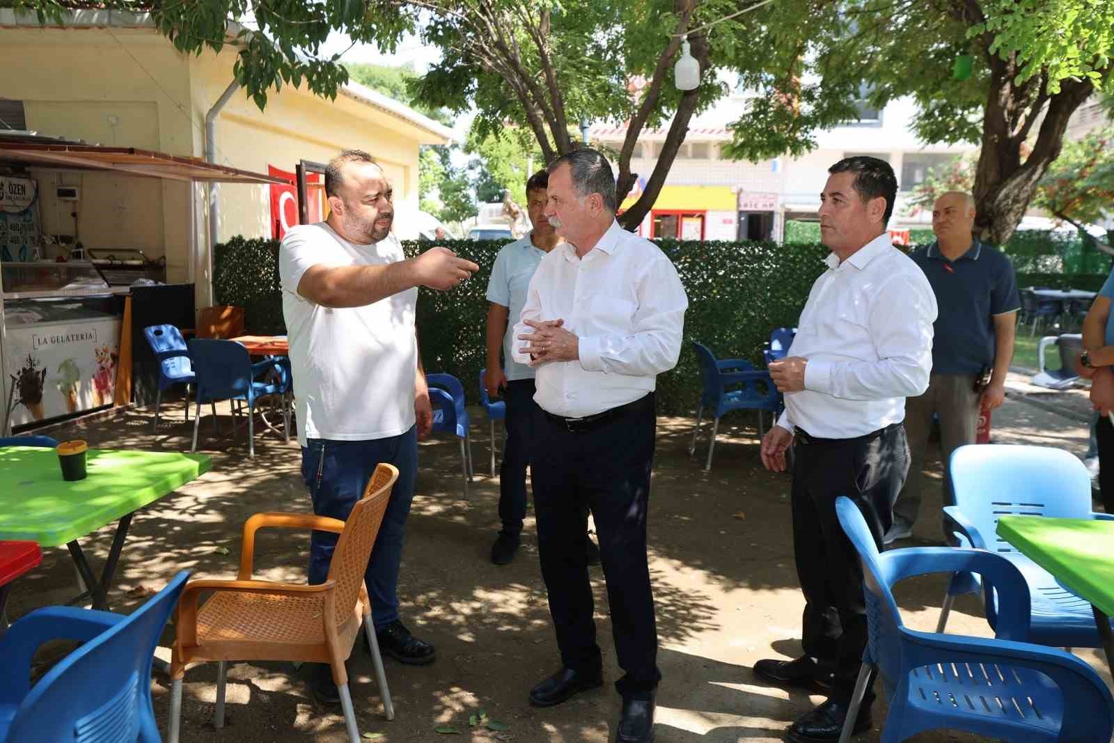 Yunusemre’de park işgallerine geçit yok