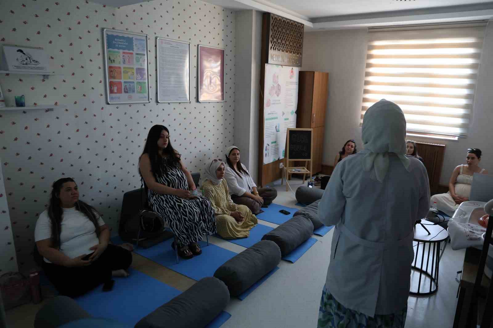 Elazığ Medilines Hastanesi’nde gebe okulu açıldı