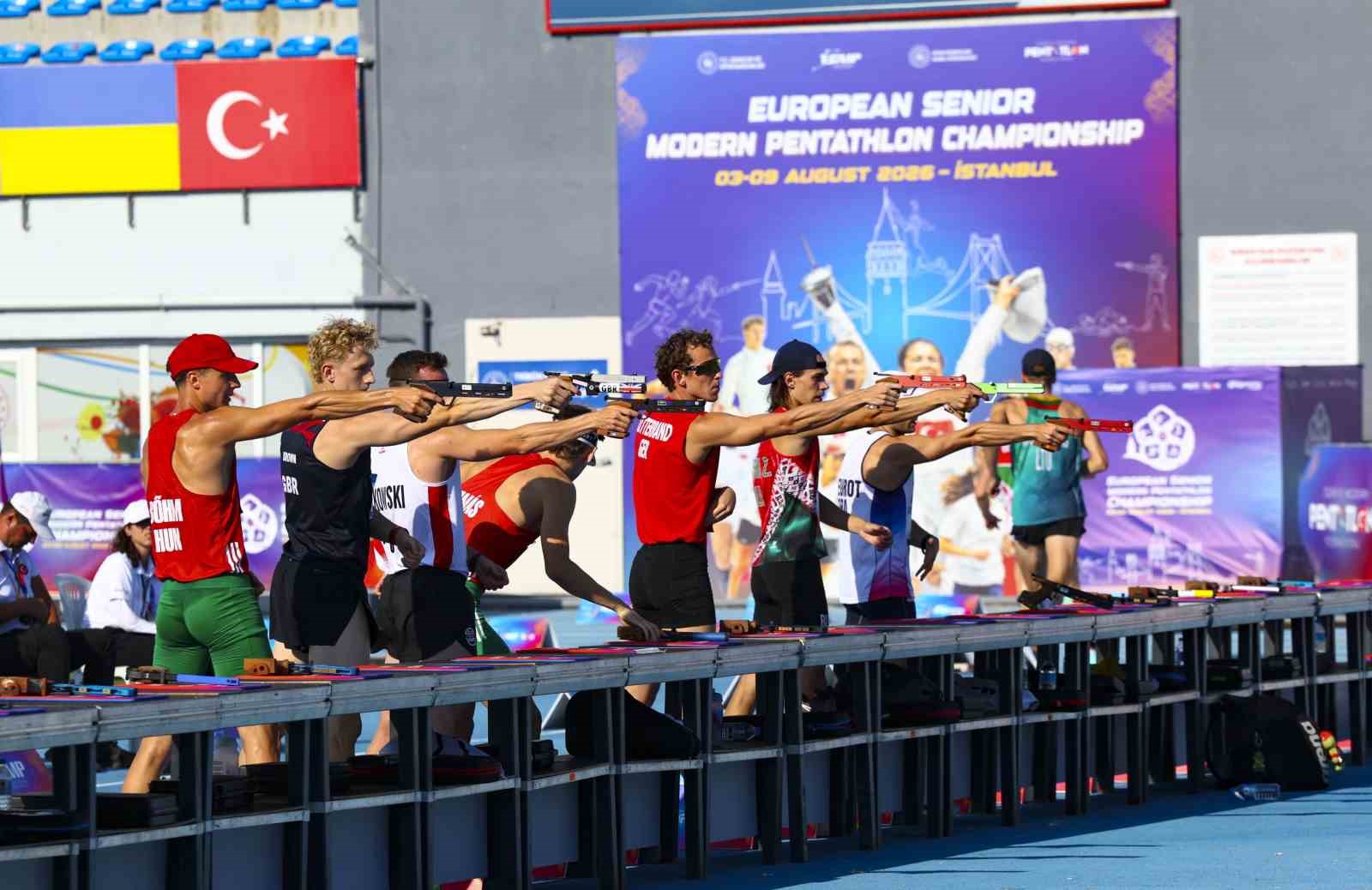 Kıvanç Taşyaran ve Buğra Ünal, yarı finalde