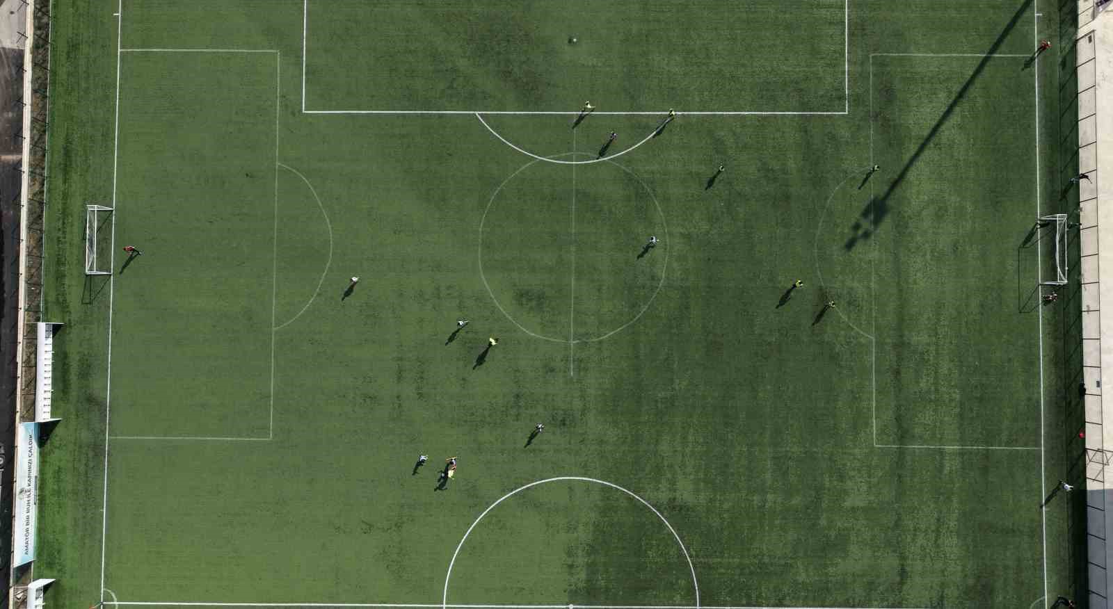 Kur’an kurslarında eğitim gören çocuklar futbol turnuvasında ter döktü