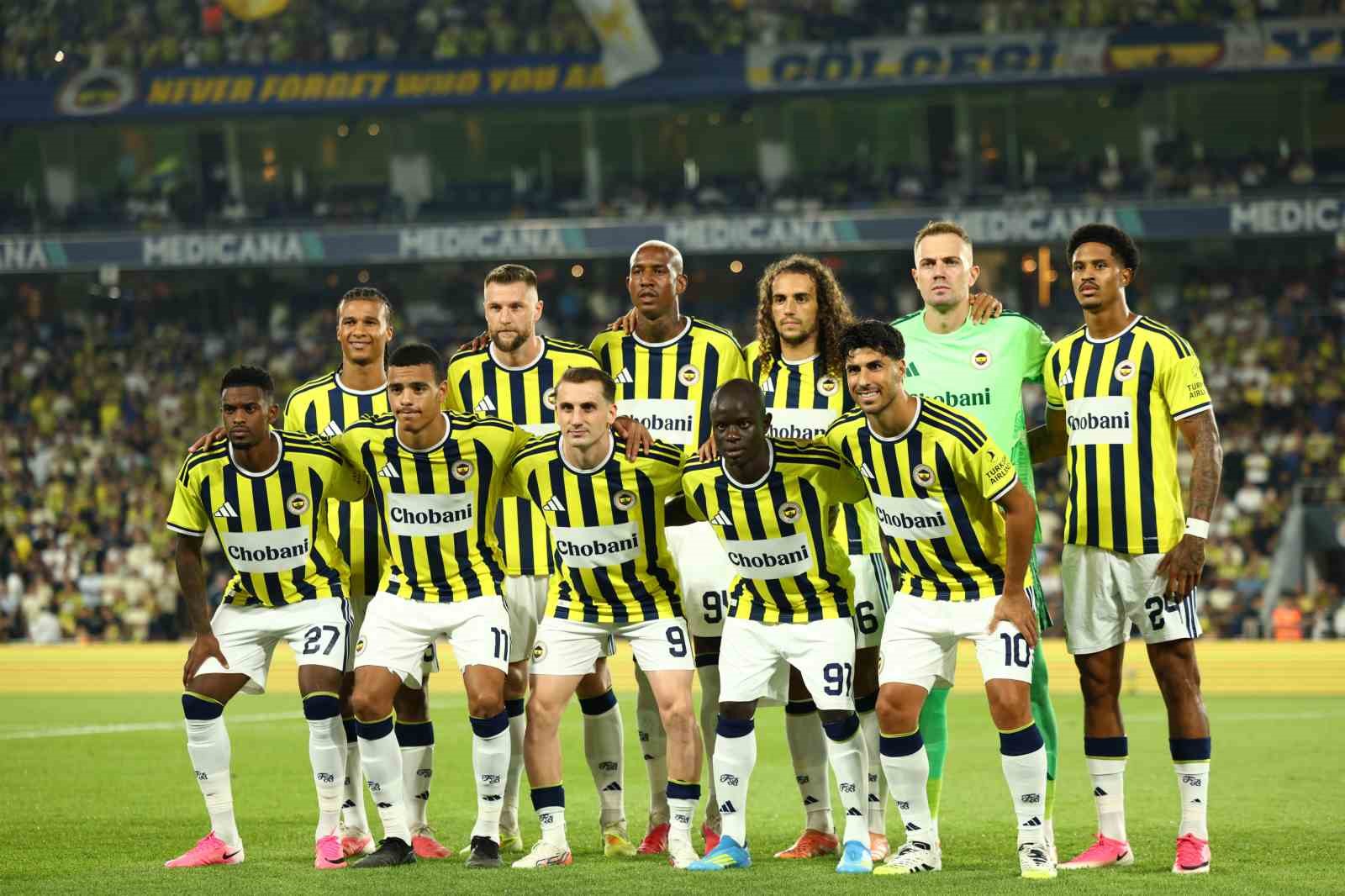 UEFA Şampiyonlar Ligi: Fenerbahçe: 1 - Sturm Graz: 0 (Maç devam ediyor)