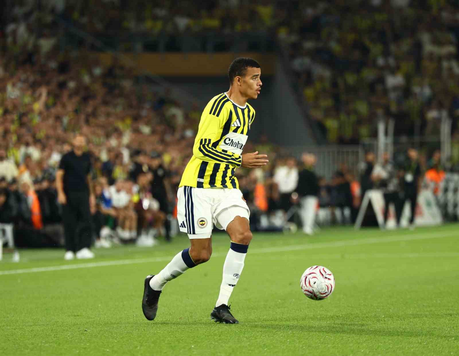 UEFA Şampiyonlar Ligi: Fenerbahçe: 1 - Sturm Graz: 0 (Maç devam ediyor)