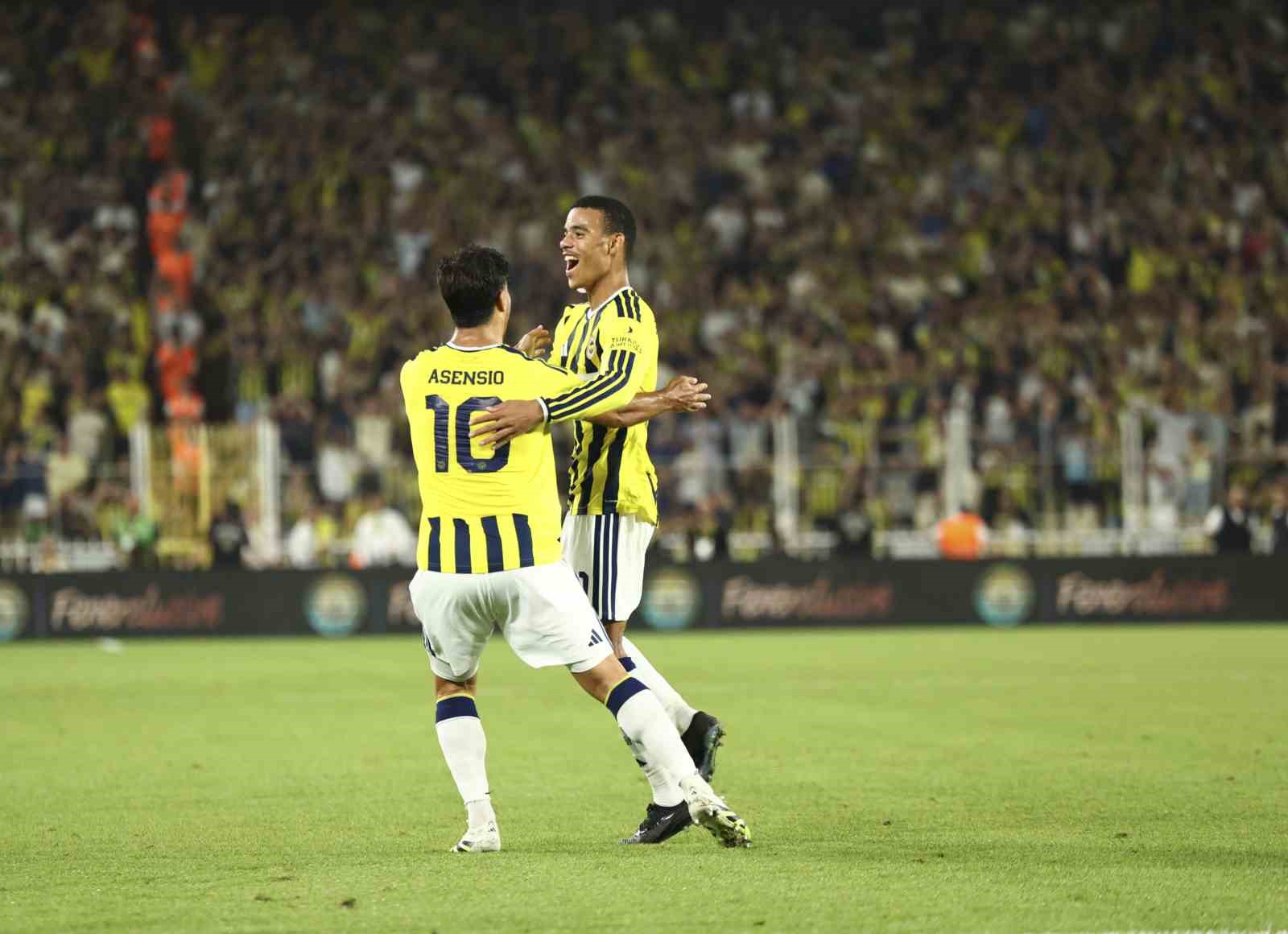 Mason Greenwood, ilk golünü attı