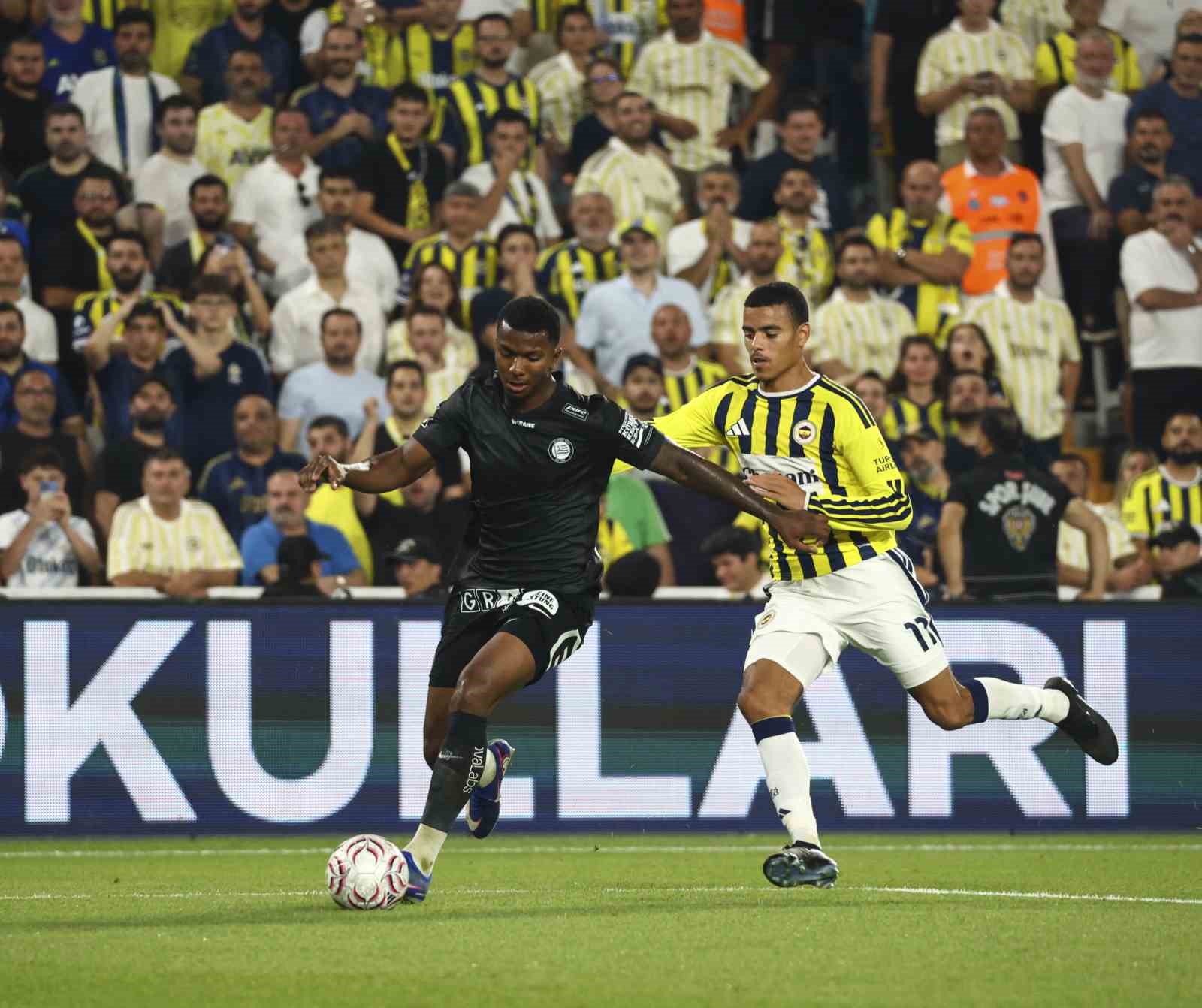 UEFA Şampiyonlar Ligi: Fenerbahçe: 2 - Sturm Graz: 0 (Maç sonucu)