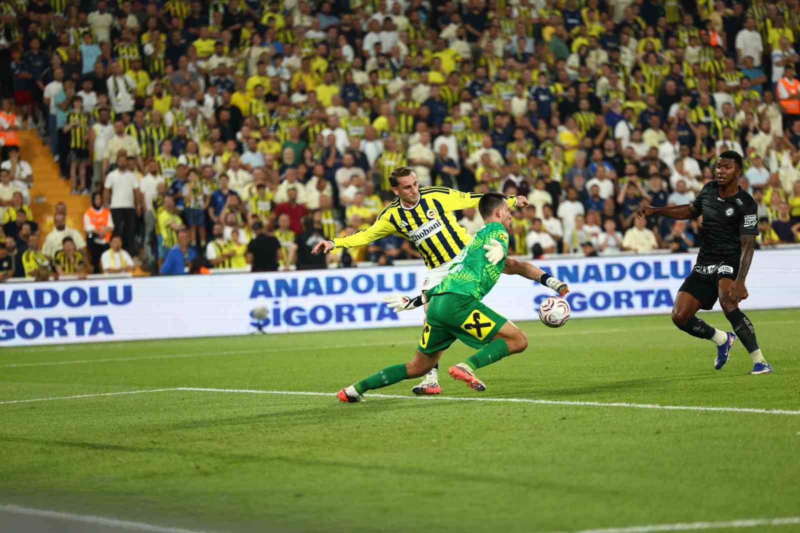 UEFA Şampiyonlar Ligi: Fenerbahçe: 2 - Sturm Graz: 0 (Maç sonucu)