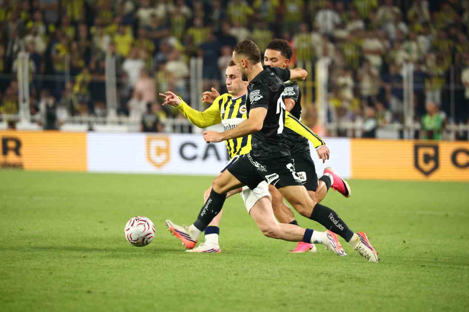UEFA Şampiyonlar Ligi: Fenerbahçe: 2 - Sturm Graz: 0 (Maç sonucu)