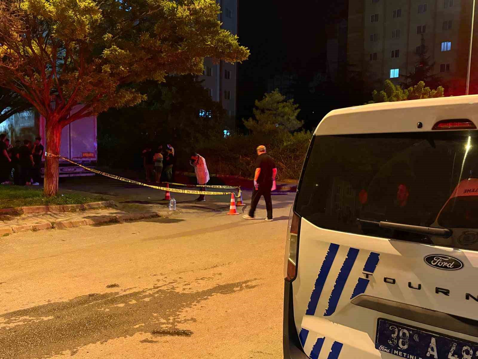 ’Kız meselesinde’ kan aktı: 2 yaralı