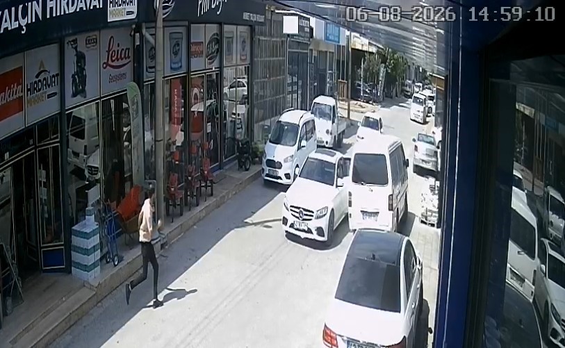 Lüks otomobille kar maskeli milyonluk soygun