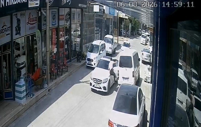 Lüks otomobille kar maskeli milyonluk soygun
