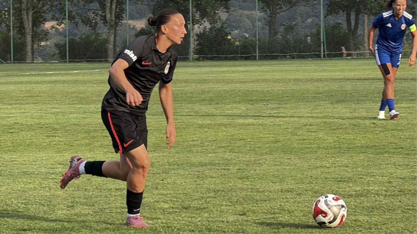 Hazırlık maçı: Beşiktaş Kadın Futbol Takımı: 3 - FOMGET: 1