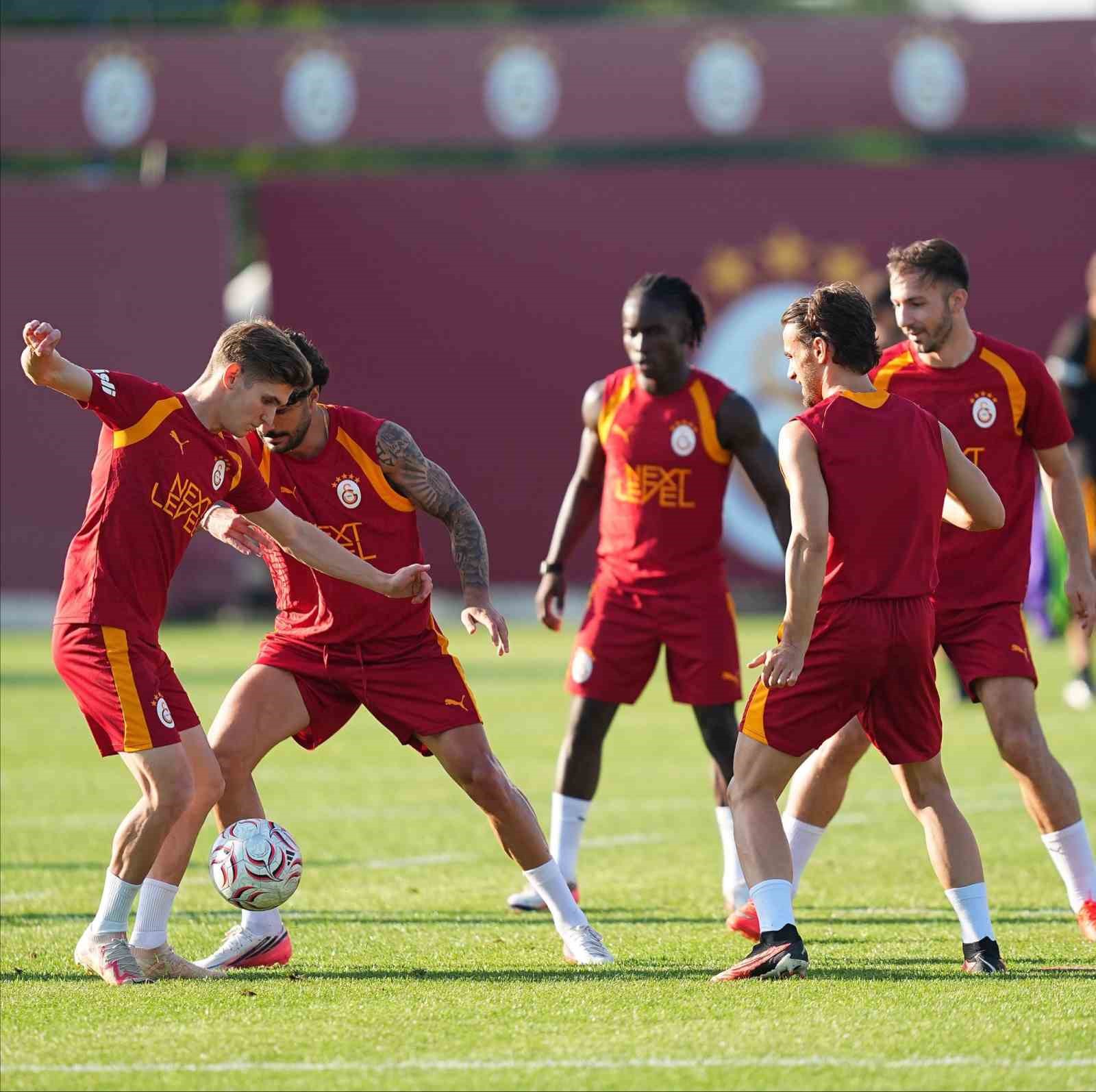Galatasaray yeni sezon hazırlıklarına devam ediyor