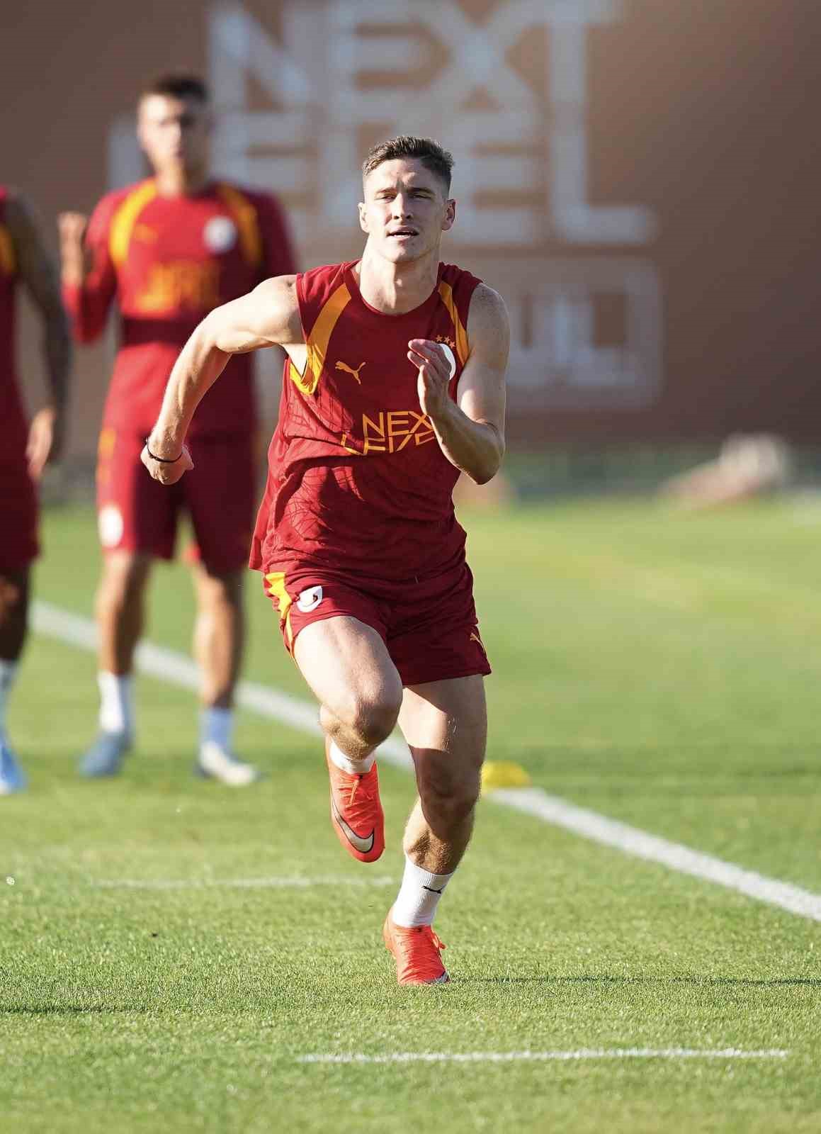 Galatasaray yeni sezon hazırlıklarına devam ediyor