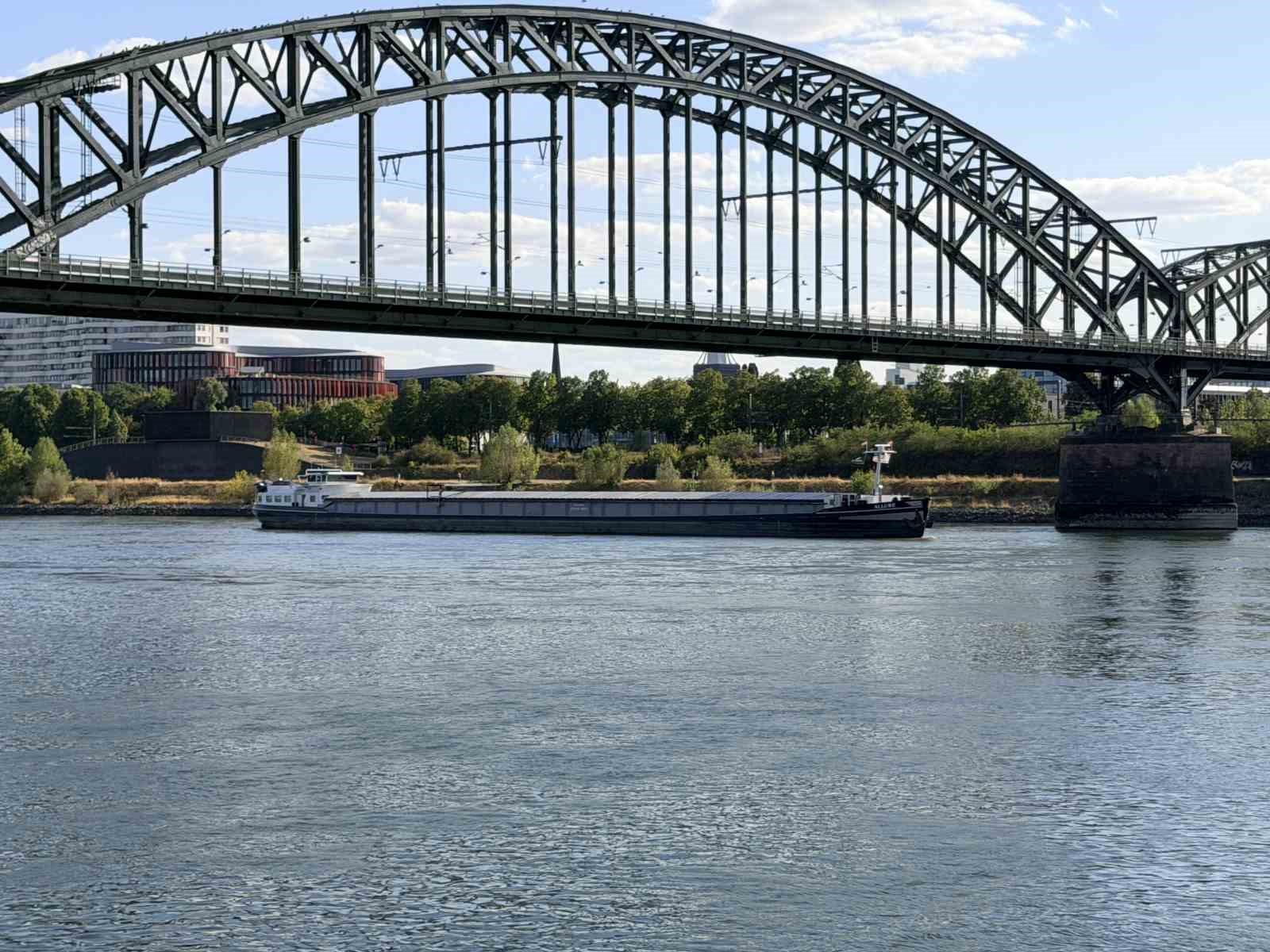 Almanya’da Ren Nehri’nde kuraklık alarmı: Su seviyesinde tarihi düşüş yaşandı
