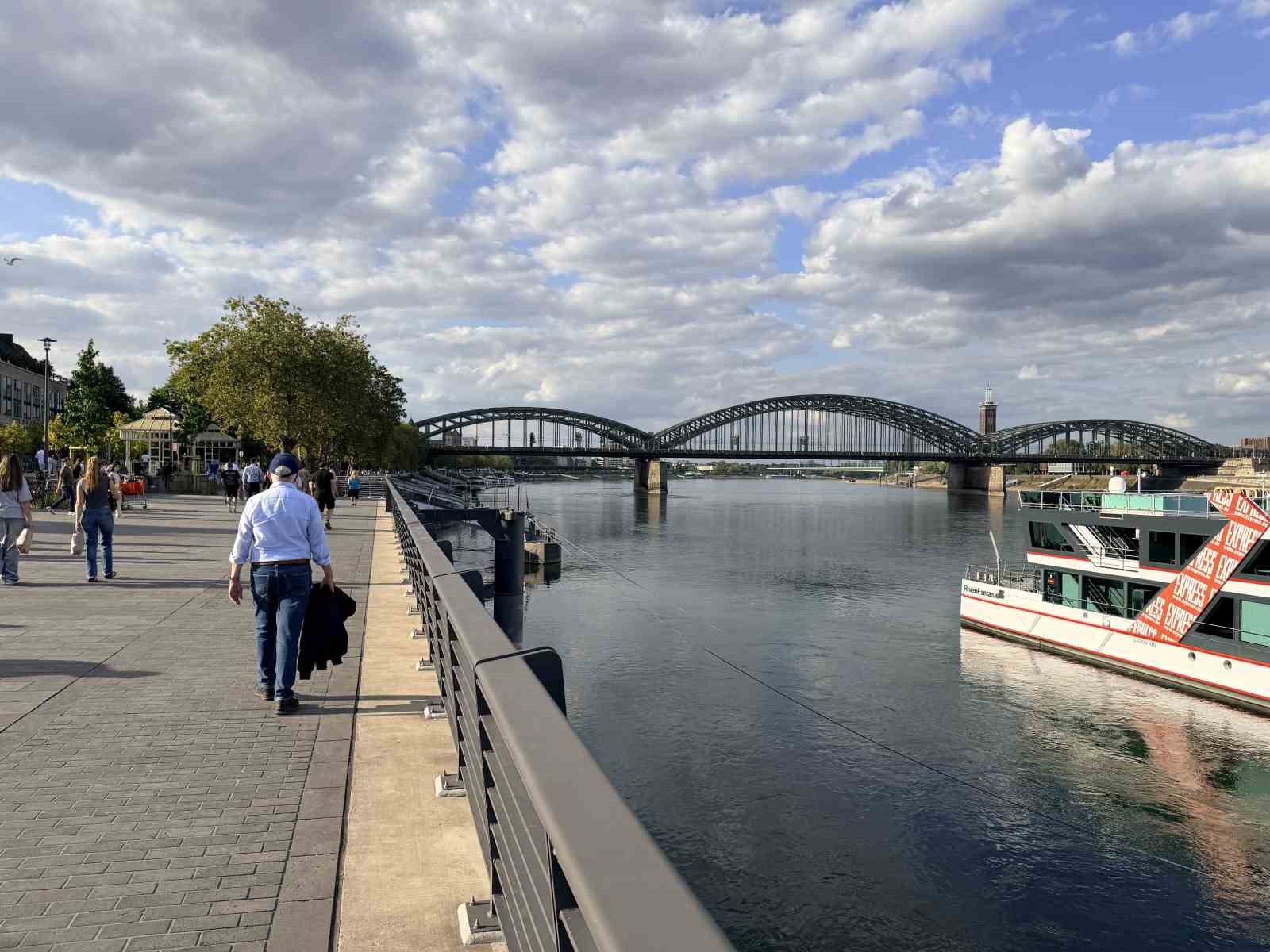 Almanya’da Ren Nehri’nde kuraklık alarmı: Su seviyesinde tarihi düşüş yaşandı