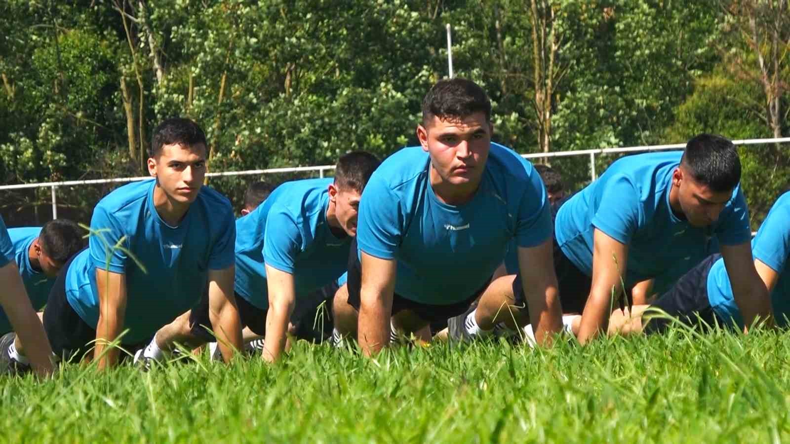Deniz astsubay adayları zorlu eğitimlerle Mavi Vatan’da göreve hazırlanıyor
