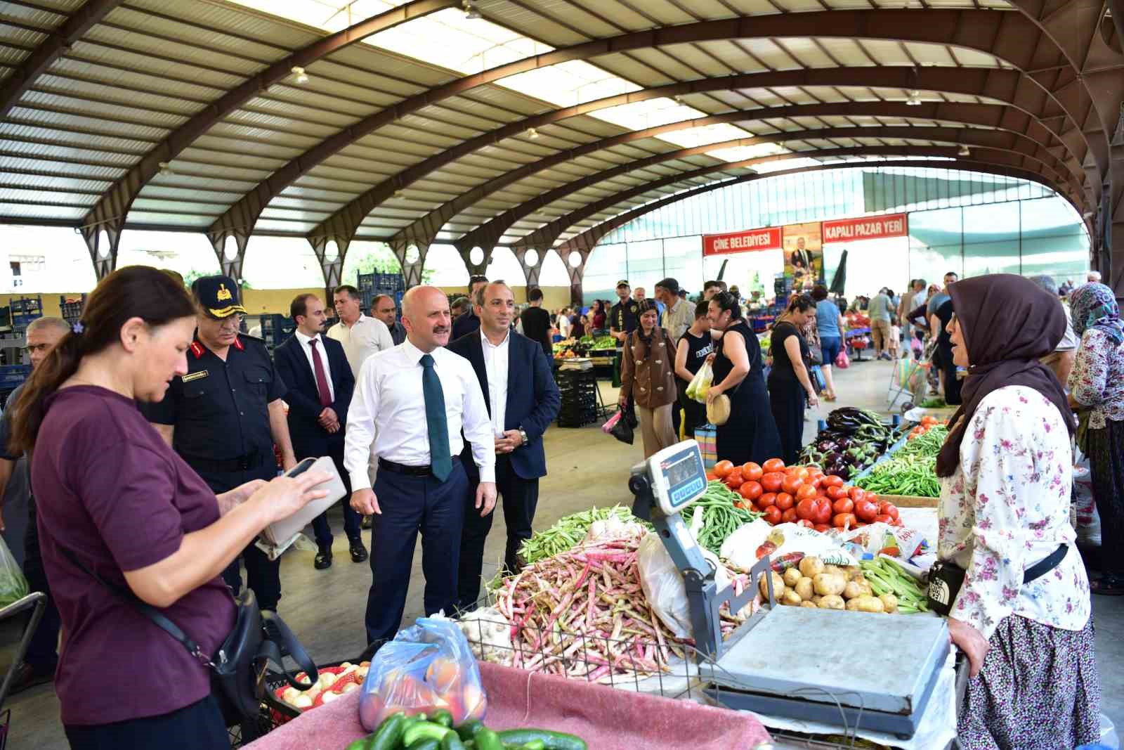 Aydın Valisi Osman Varol, Çine’de esnaf ve vatandaşlarla buluştu