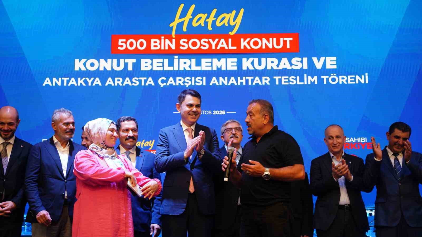 Bakan Kurum’un katılımıyla Hatay’da 8 bin 500 hak sahibinin konutu belirlendi