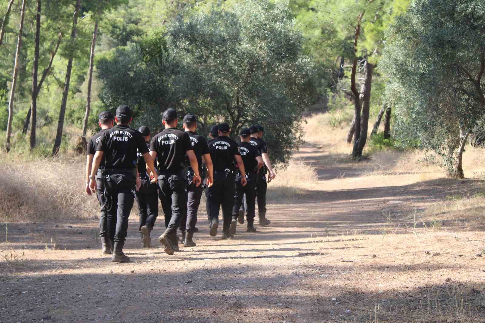 Marmaris’te firari FETÖ’cü Karatepe’nin gösterdiği 8 noktada keşif yapıldı