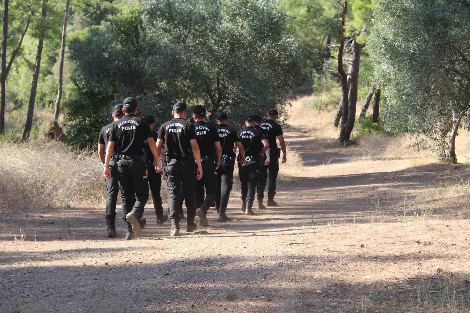 Marmaris’te firari FETÖ’cü Karatepe’nin gösterdiği 8 noktada keşif yapıldı