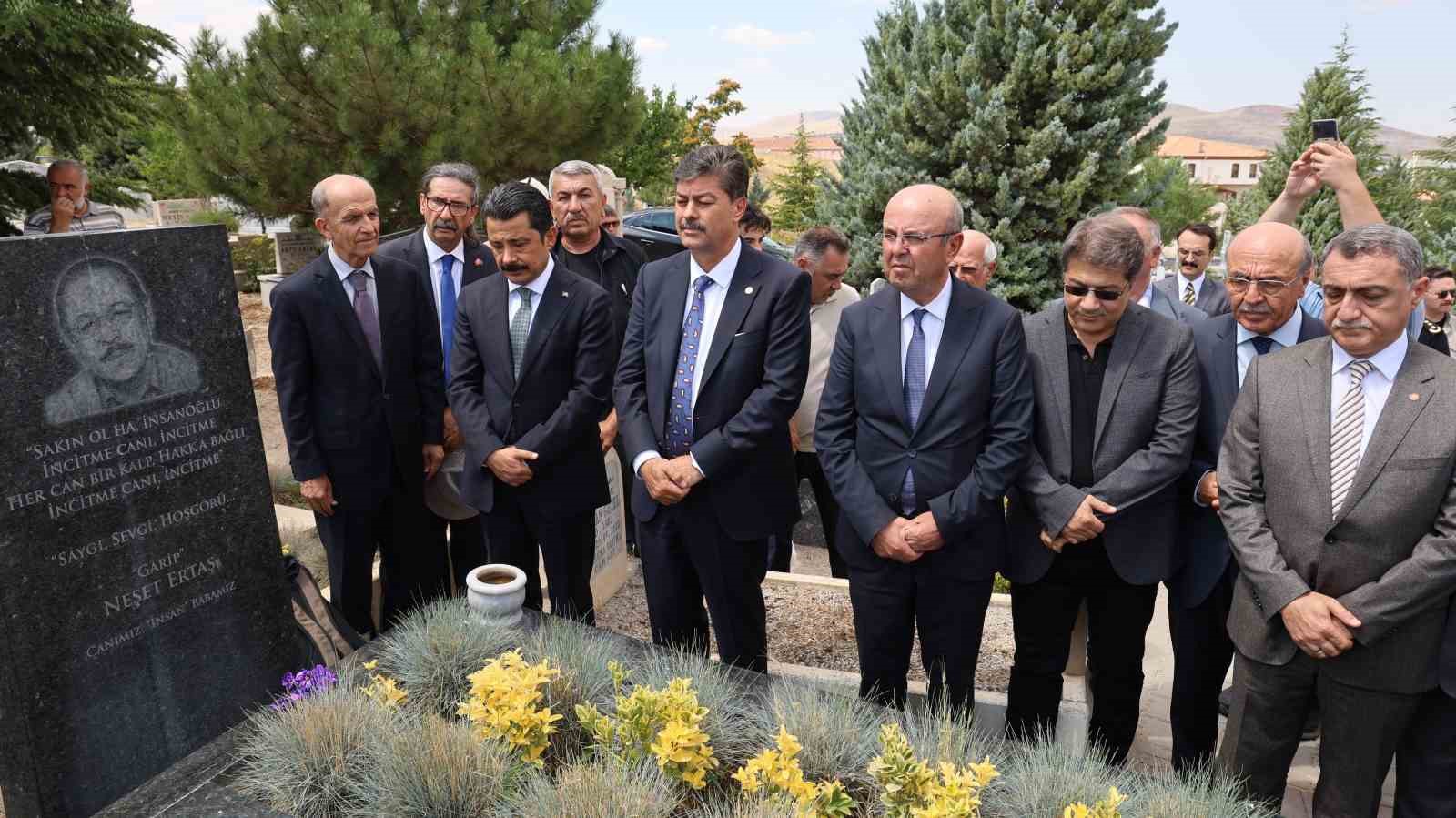 "Neşet Ertaş Kültür ve Müzik Festivali" Kırşehir’de başladı