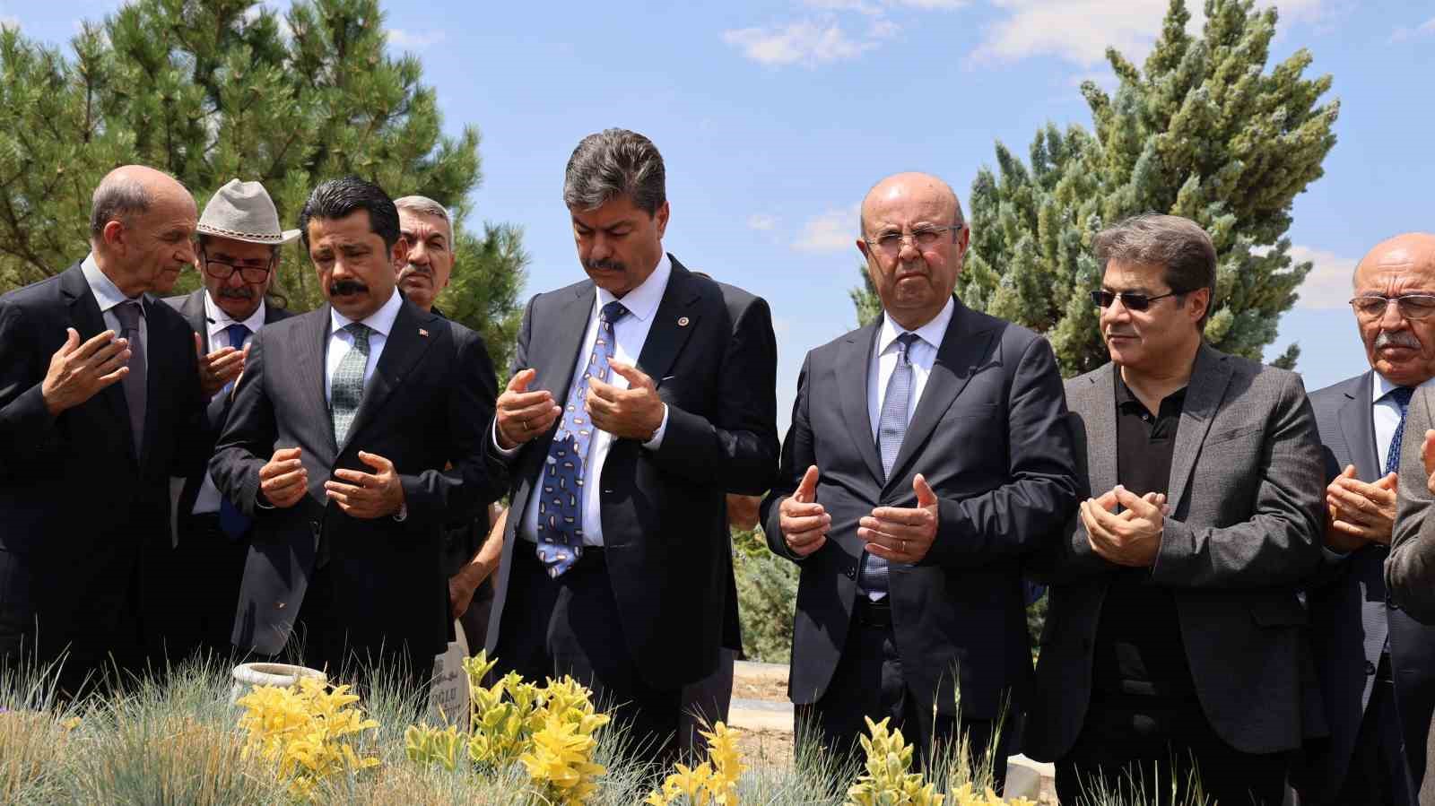 "Neşet Ertaş Kültür ve Müzik Festivali" Kırşehir’de başladı