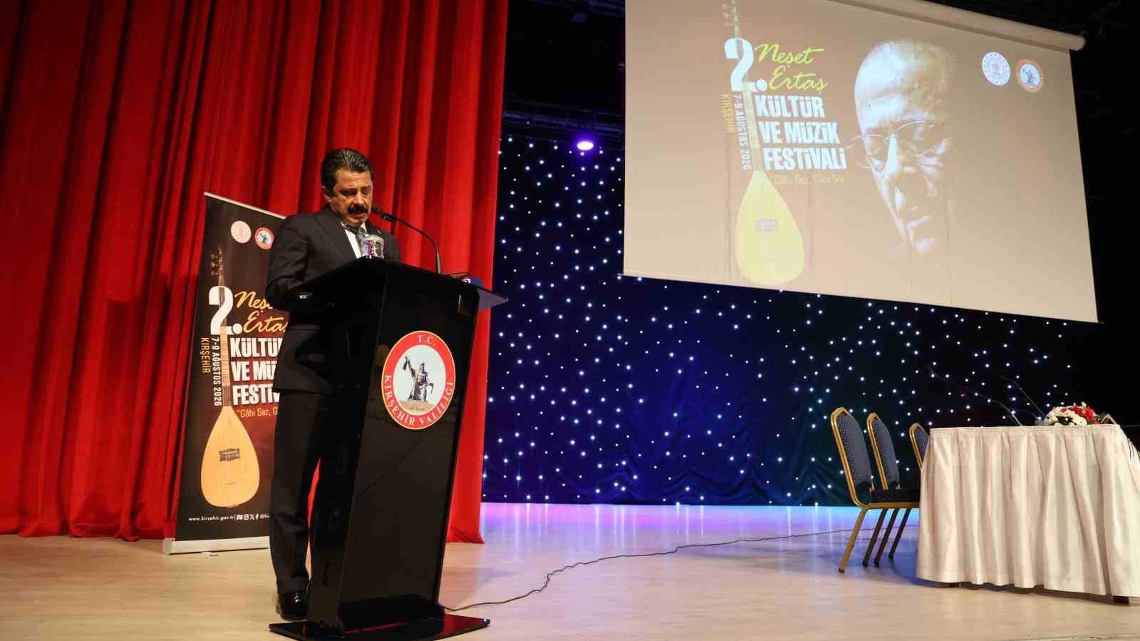 "Neşet Ertaş Kültür ve Müzik Festivali" Kırşehir’de başladı