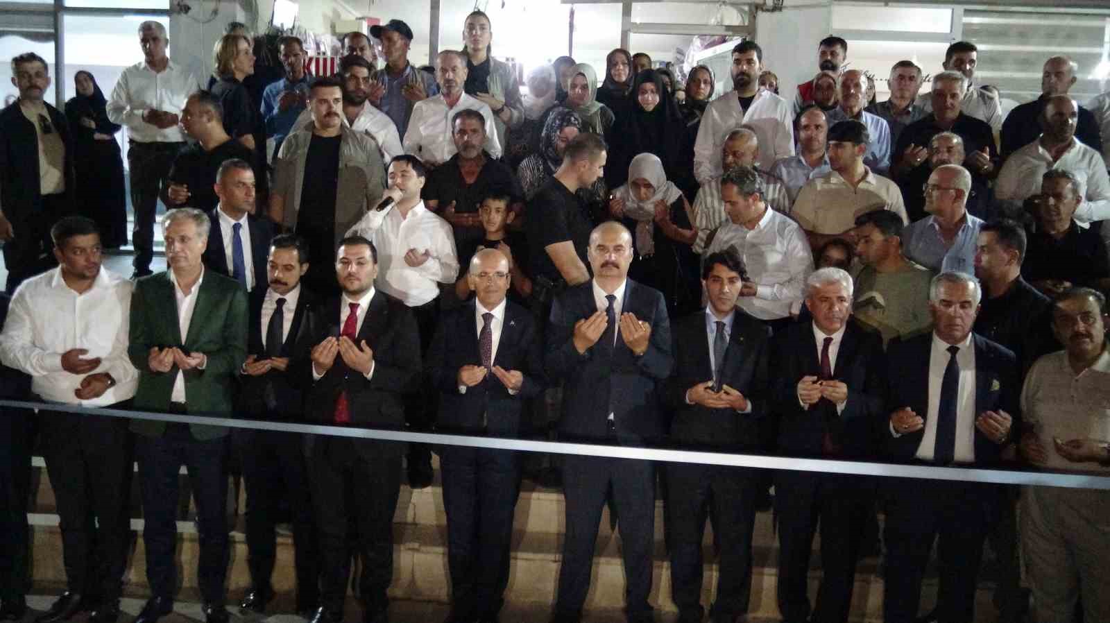 Bakan Şimşek, Gercüş’te toplu açılış törenine katıldı