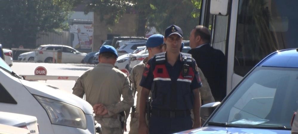 Menderes Belediye Başkanı İlkay Çiçek tutuklandı