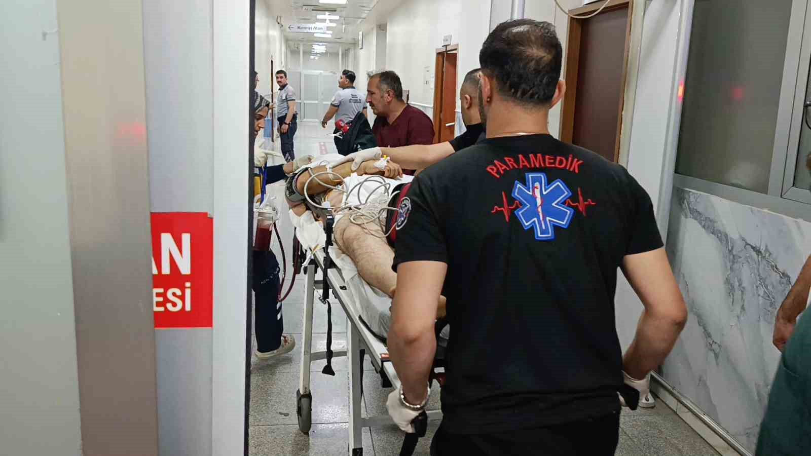 Şanlıurfa’da hastane bahçesinde silahlı saldırı: 1’i çocuk 2 yaralı