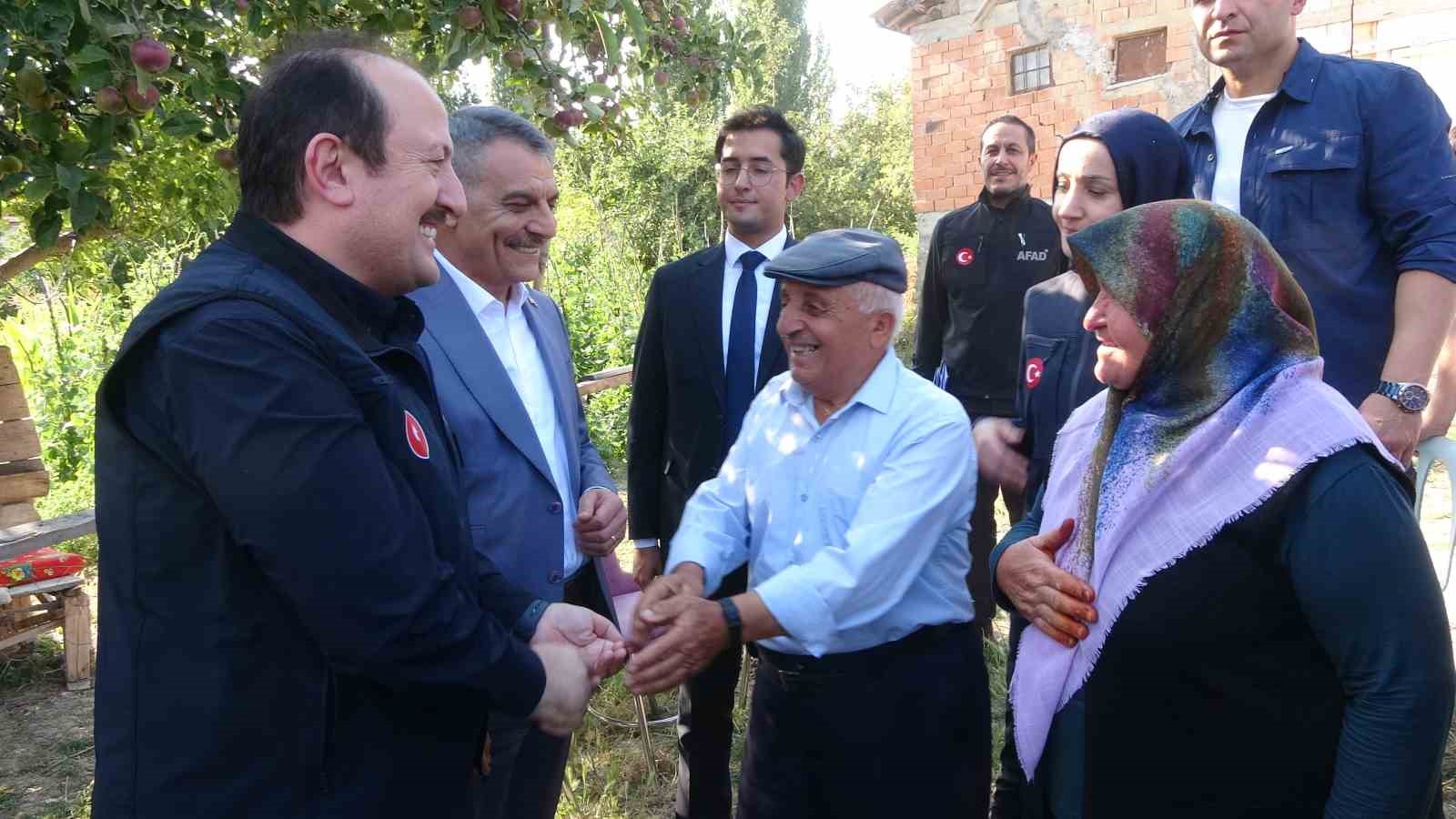 Yozgat’ta depremzedeler biten deprem konutlarına yerleşmeye başladı