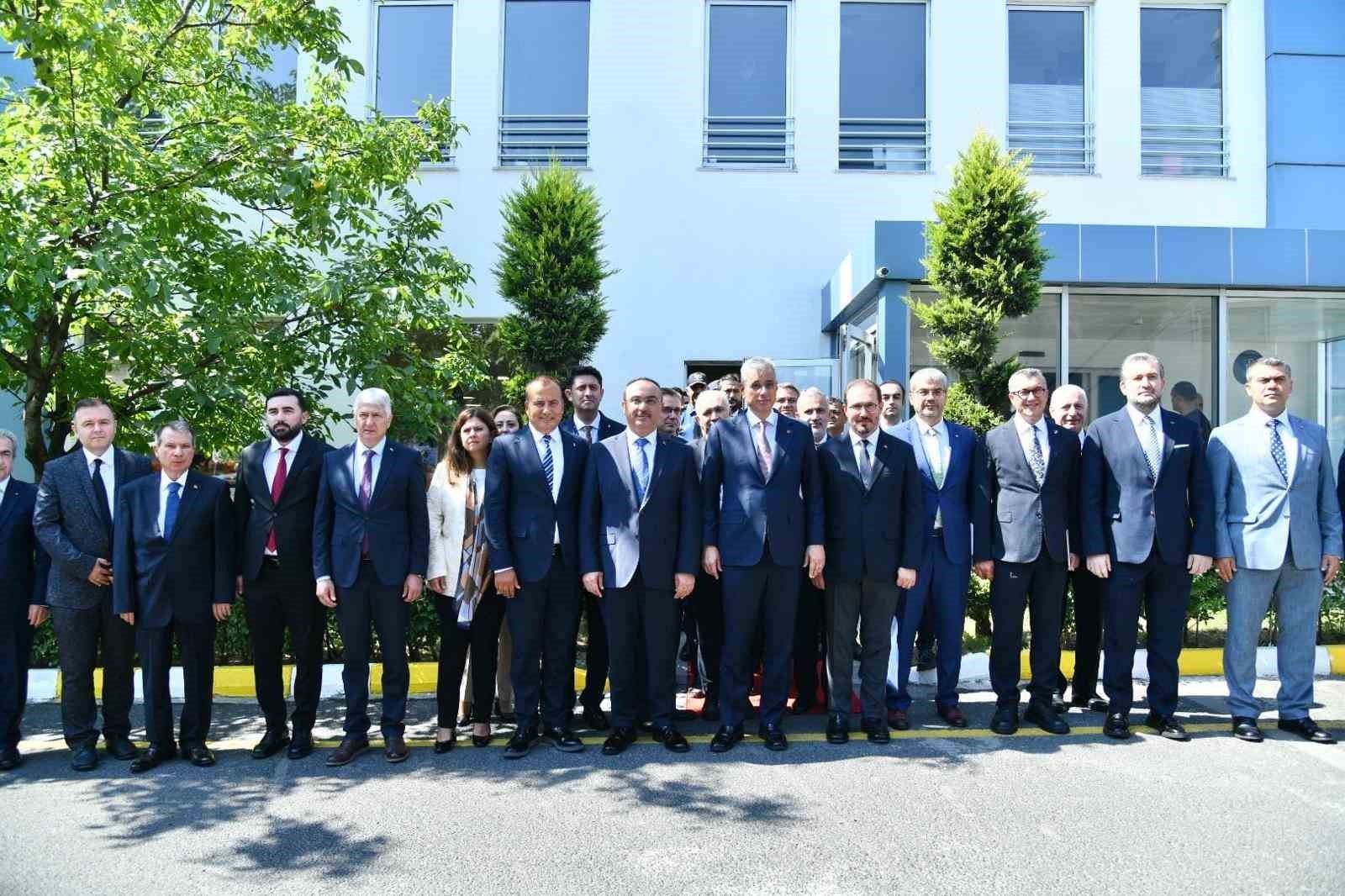 Bakan Memişoğlu: "Türkiye, sağlık hizmetlerinde dünya çapında güven endeksi çok yükselmiş bir ülkedir"