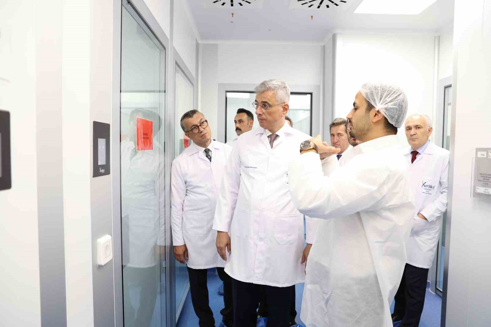 Bakan Memişoğlu: "Türkiye, sağlık hizmetlerinde dünya çapında güven endeksi çok yükselmiş bir ülkedir"
