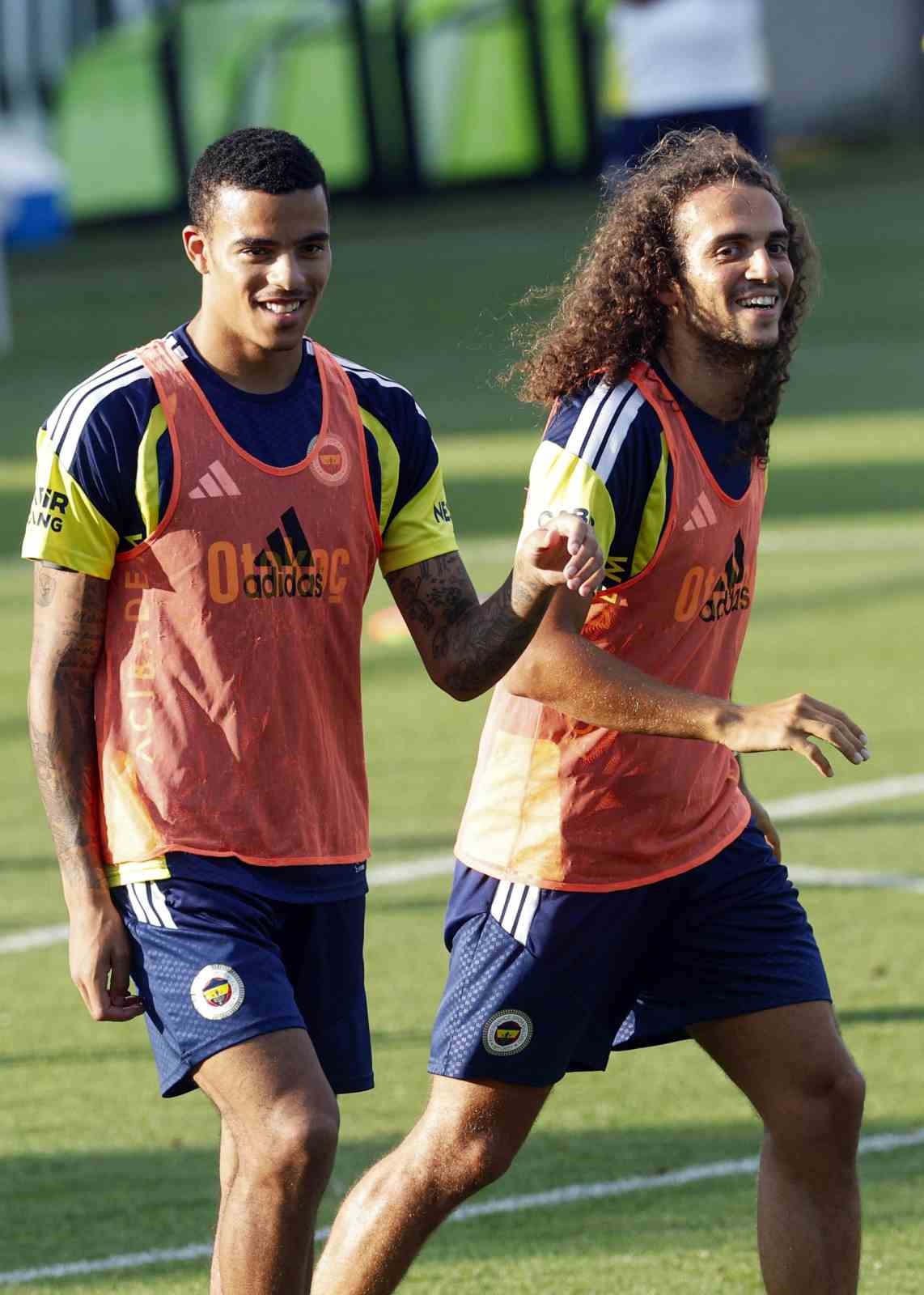 Fenerbahçe, Sturm Graz maçı hazırlıklarını sürdürdü