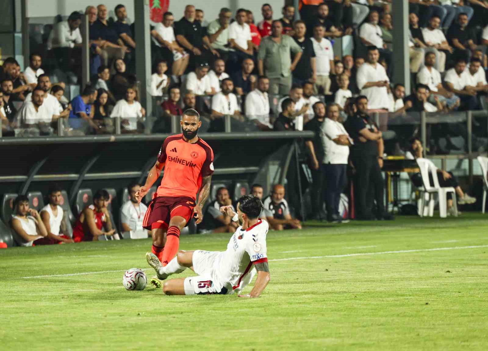 Trendyol 1. Lig: Ümraniyespor: 0 - Mardin 1969 Spor: 0