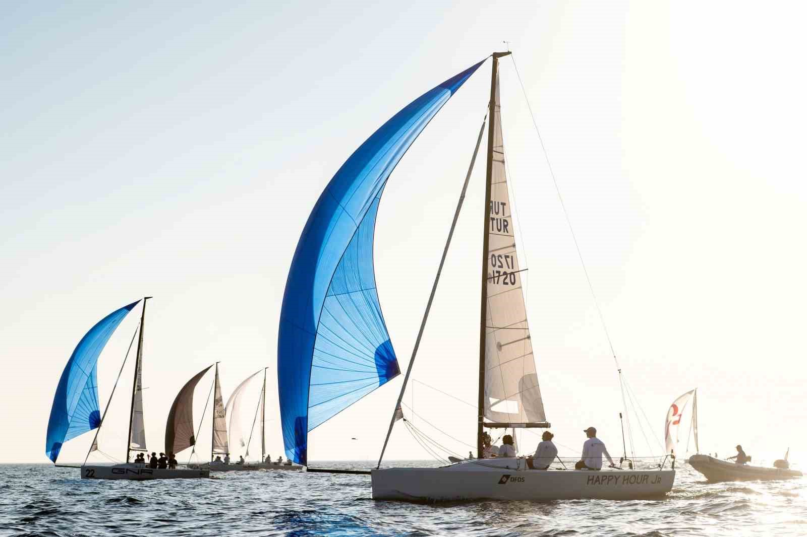 14. TAYK-Eker Olympos Regatta’da heyecan devam ediyor