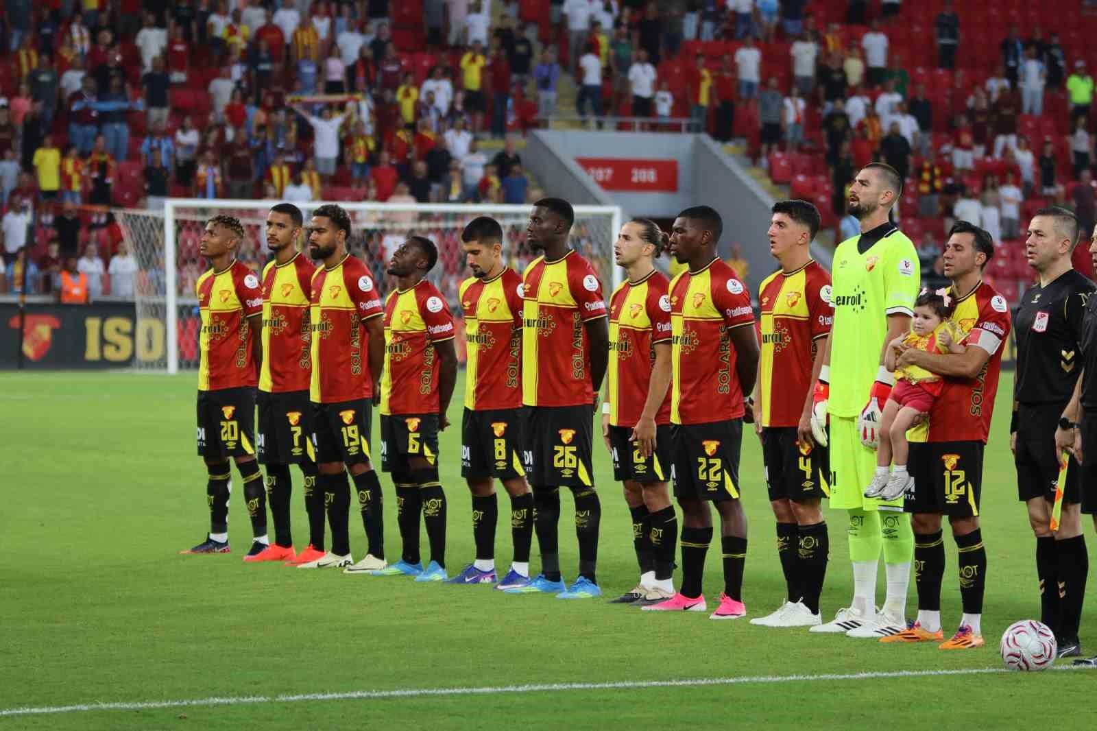 Göztepe, hazırlık maçında Trabzonspor’u mağlup etti
