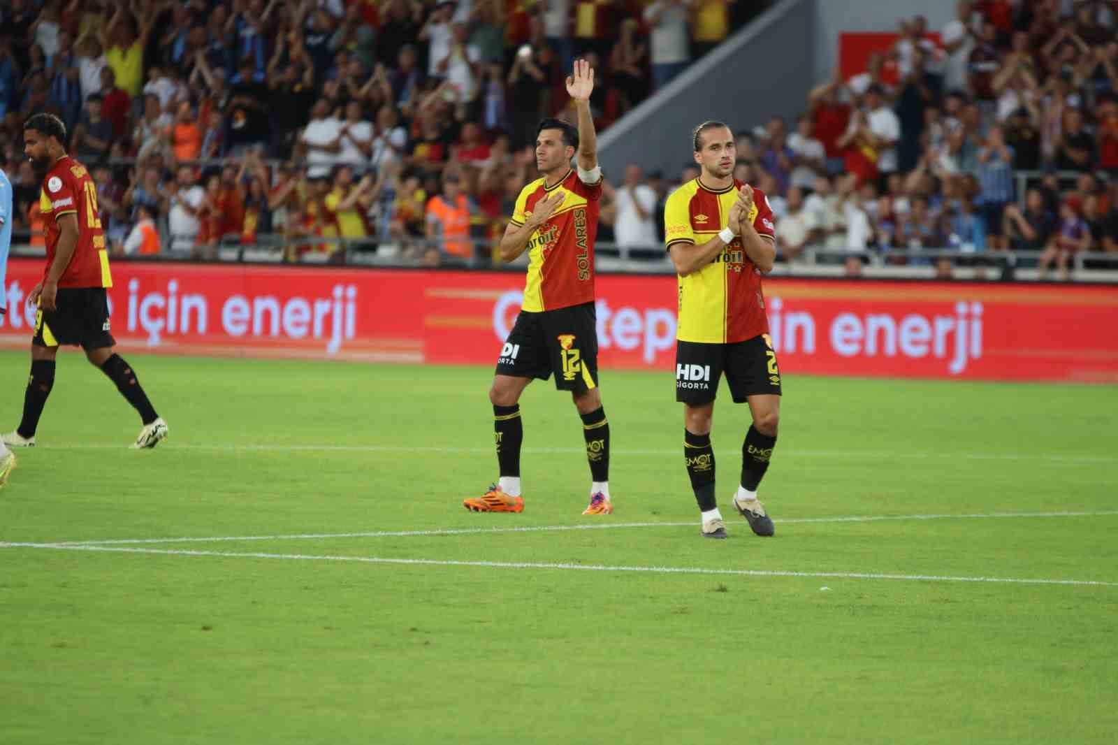 Göztepe, hazırlık maçında Trabzonspor’u mağlup etti