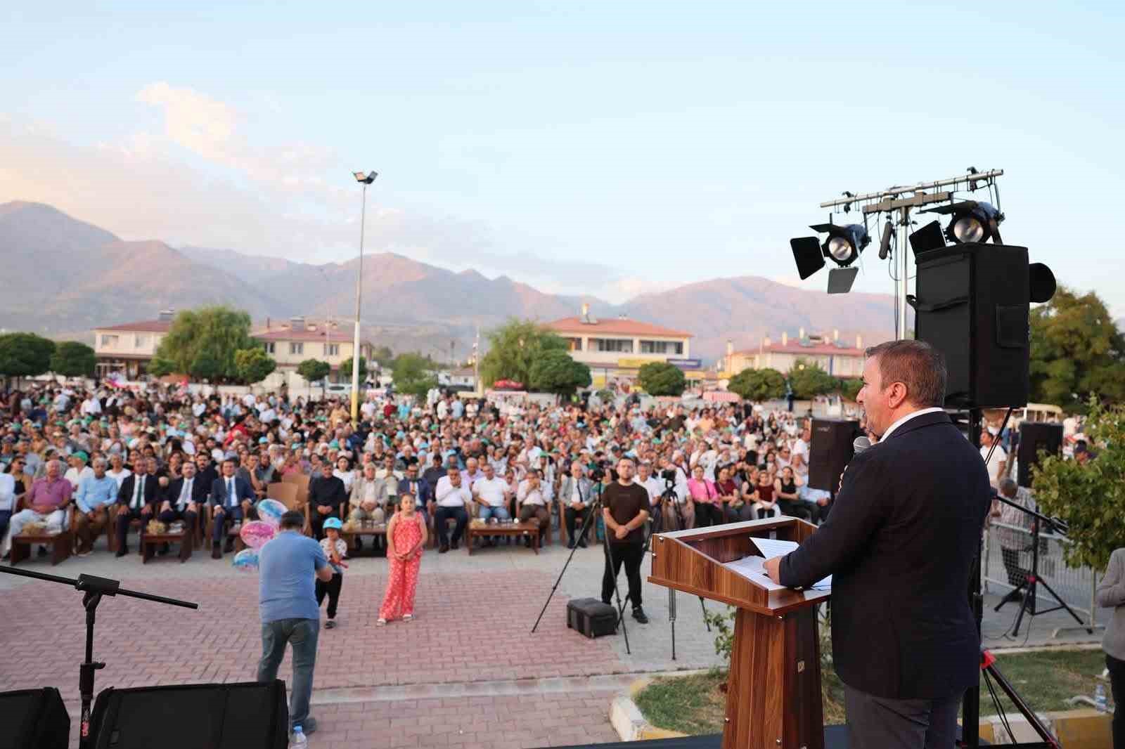 Altınbaşak’ta 2. Başak Festivali düzenlendi